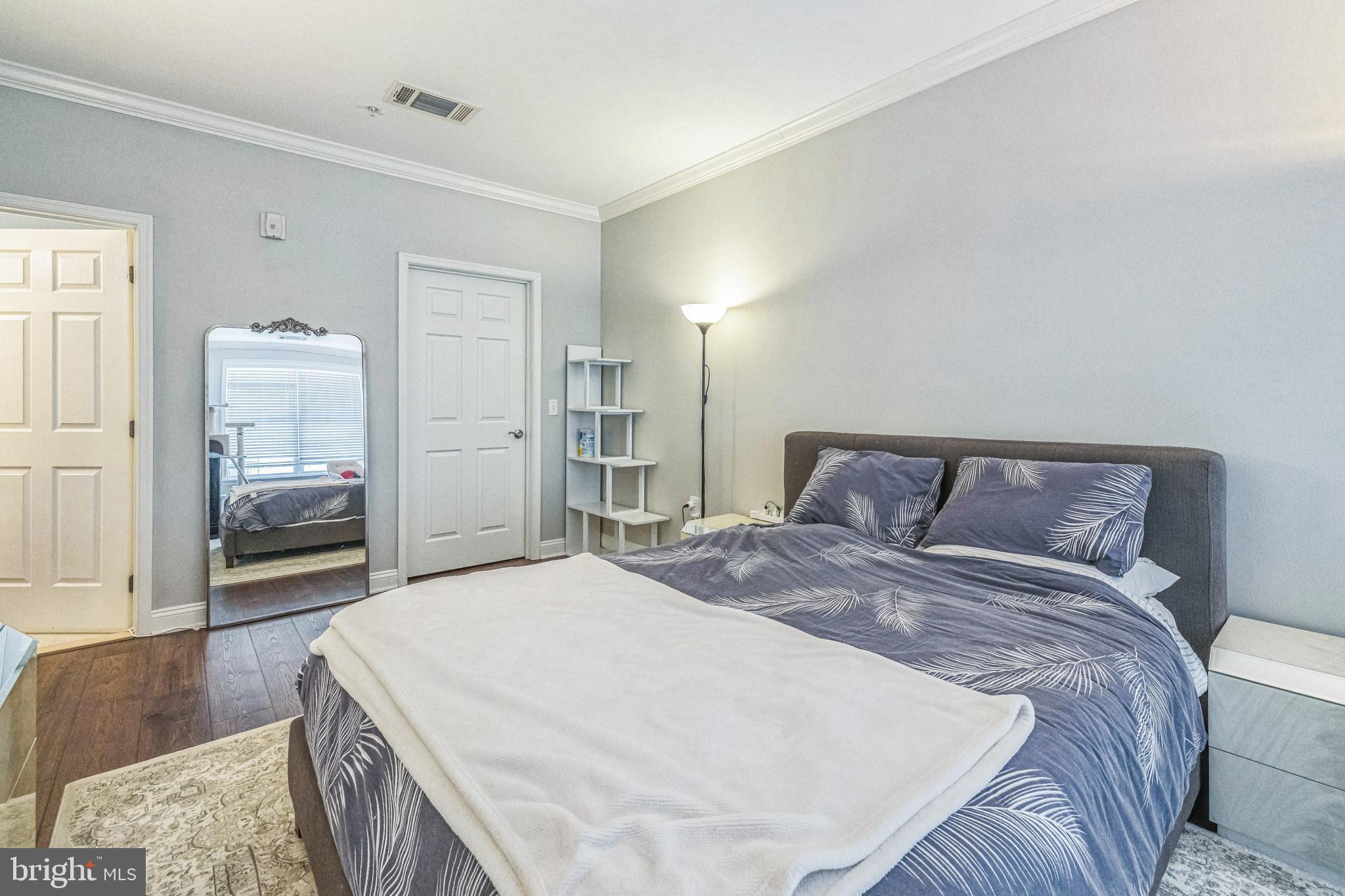 THE GRANDE AT RIVERVIEW - Residential Lease