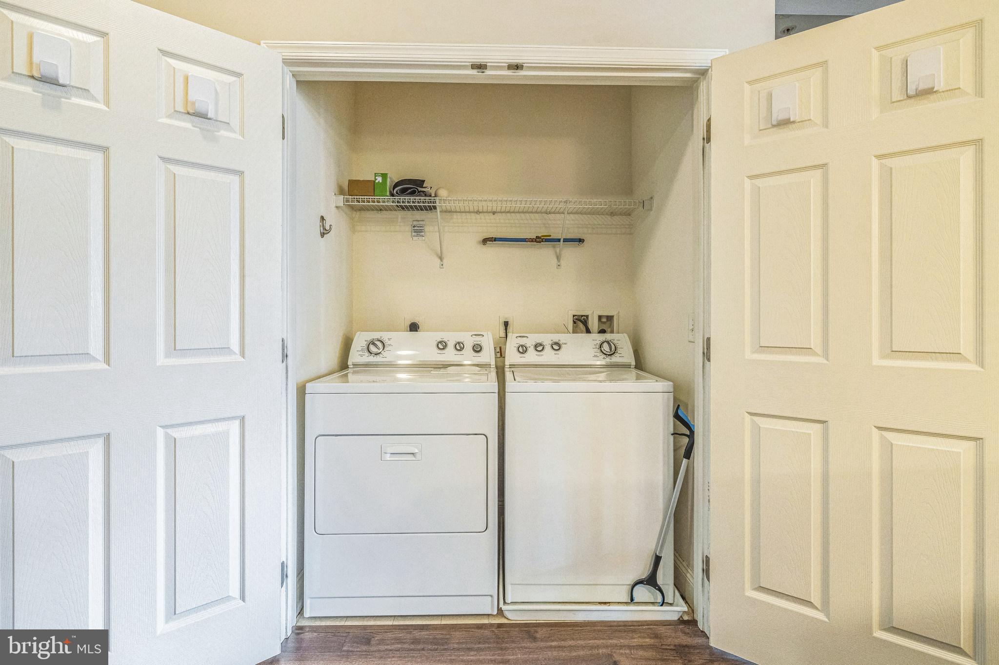 THE GRANDE AT RIVERVIEW - Residential Lease