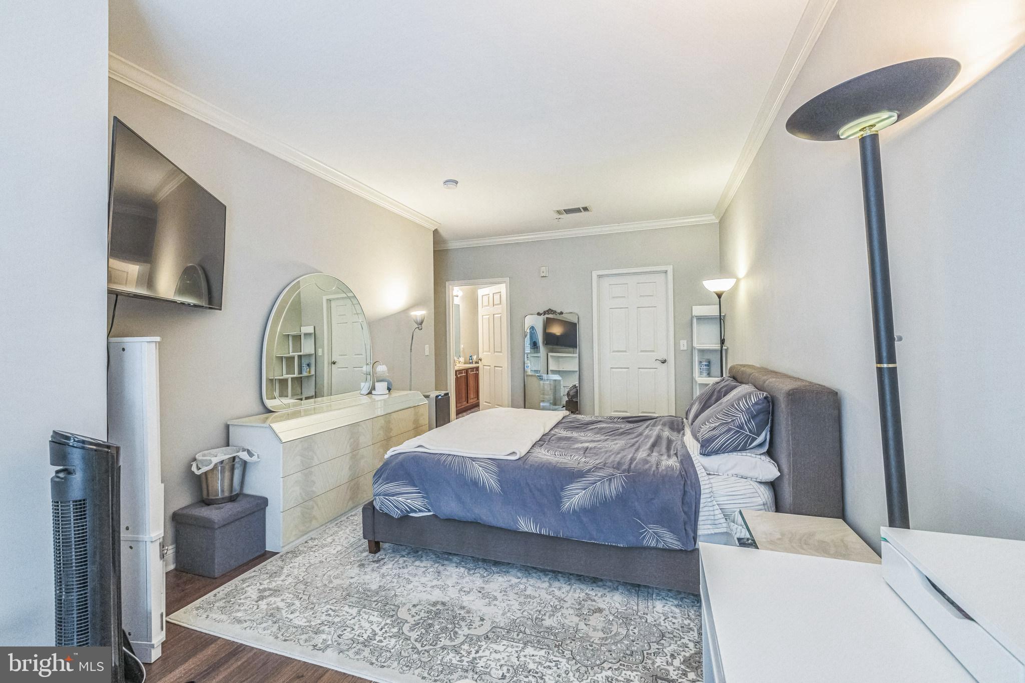 THE GRANDE AT RIVERVIEW - Residential Lease