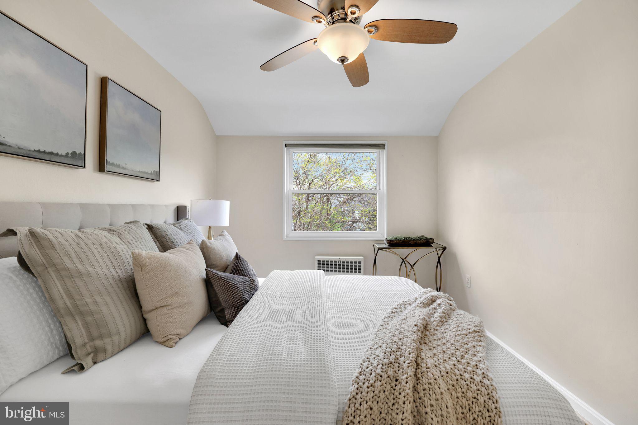 KENWOOD TOWERS - Residential