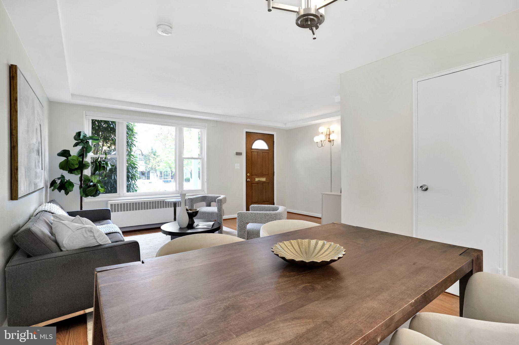 KENWOOD TOWERS - Residential