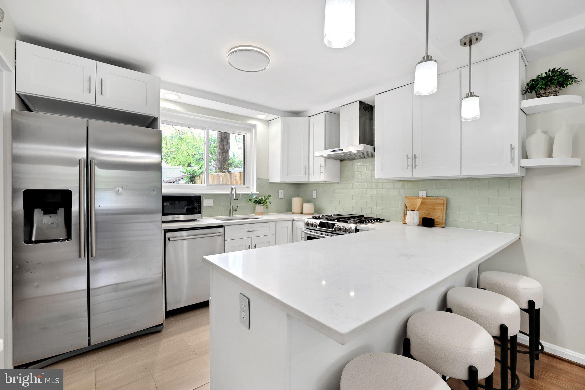 KENWOOD TOWERS - Residential