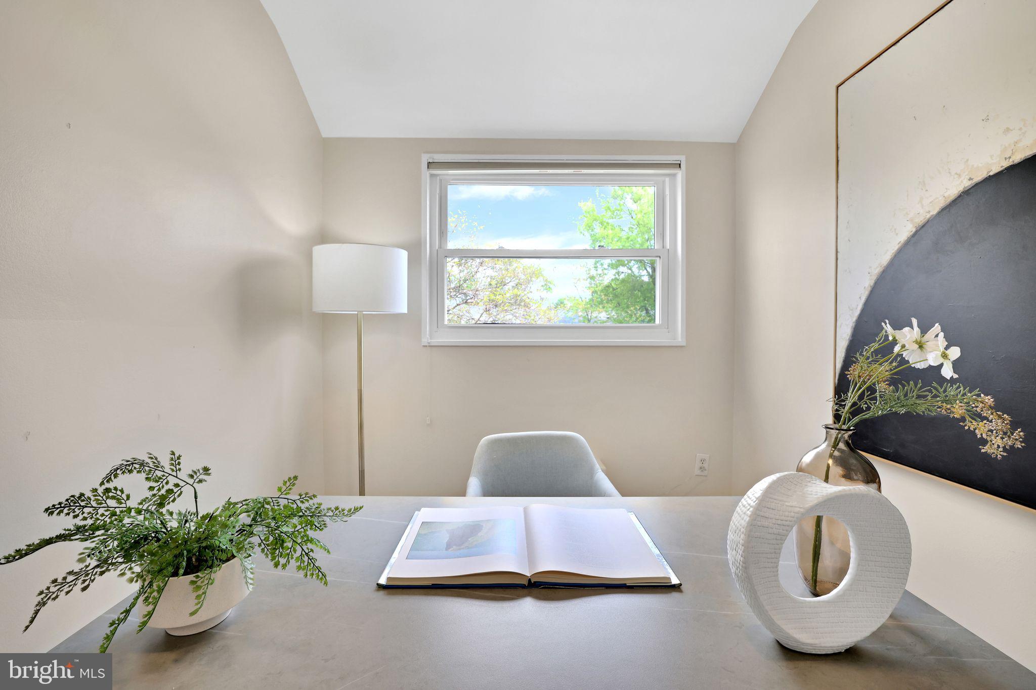 KENWOOD TOWERS - Residential