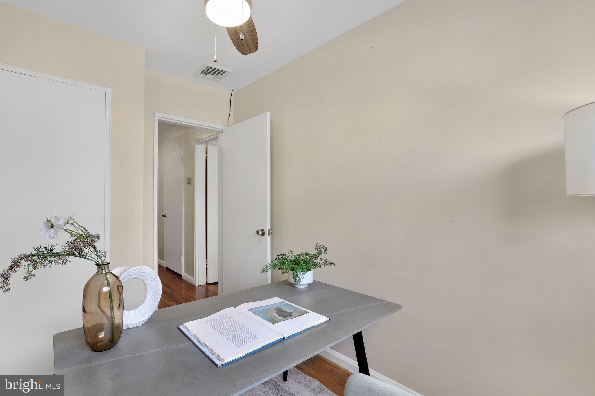 KENWOOD TOWERS - Residential