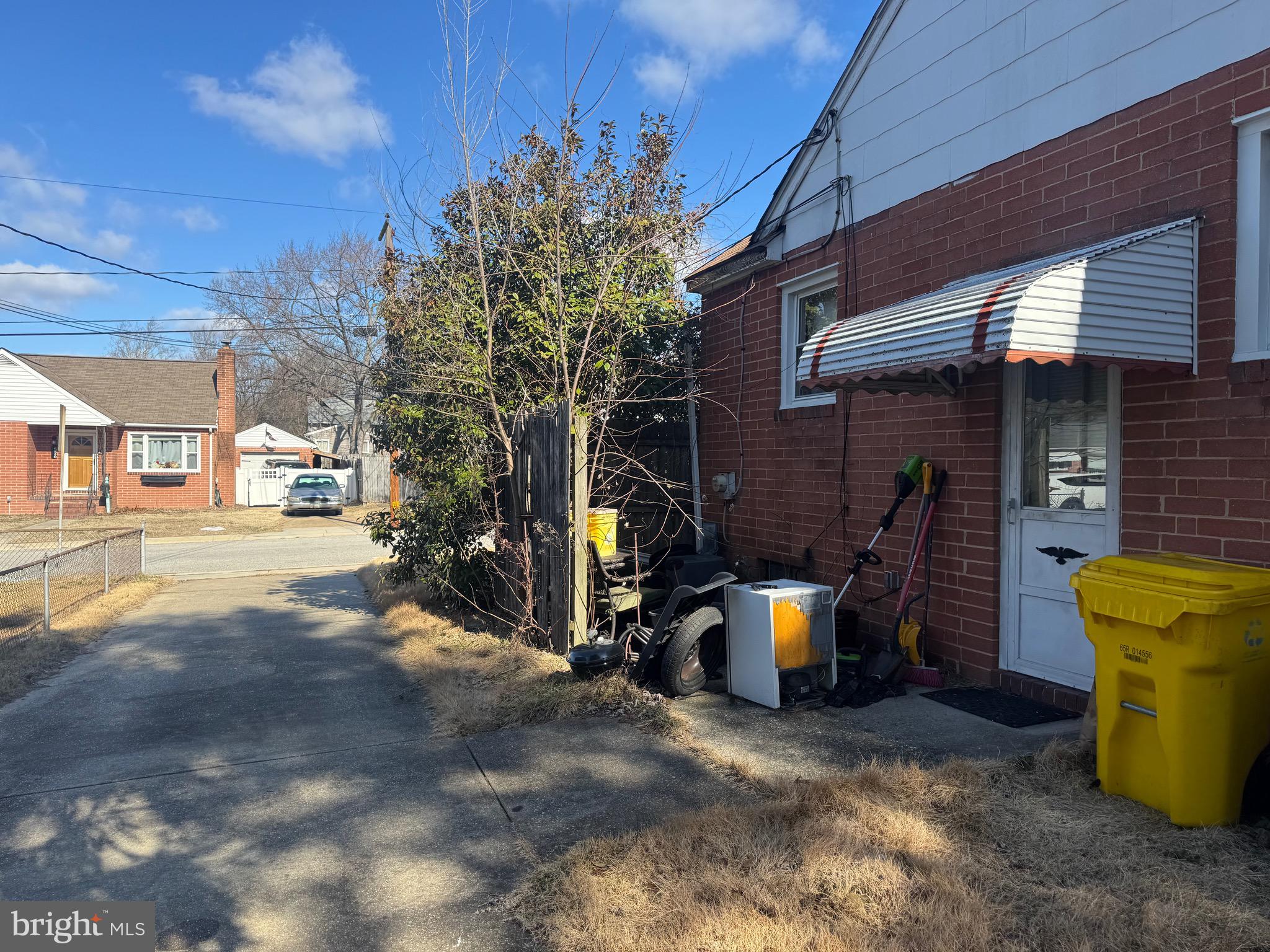 NEWFIELD - Residential