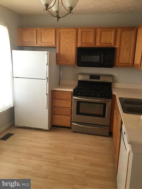 FOX CHASE - Residential Lease