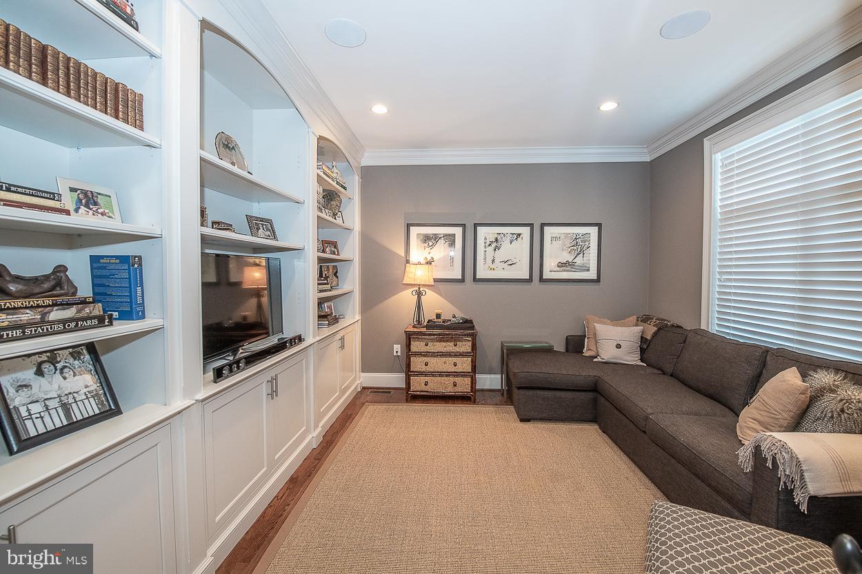 HAVERFORD RESERVE - Residential