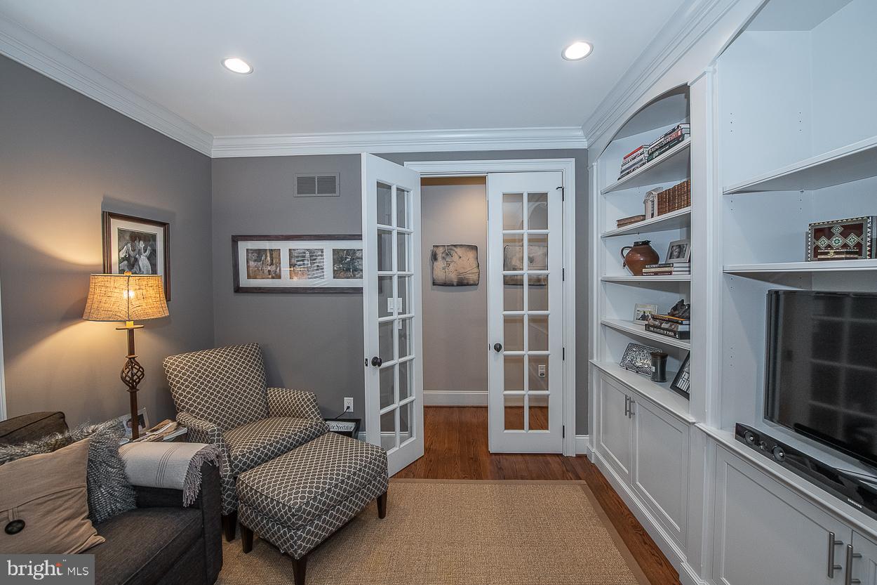 HAVERFORD RESERVE - Residential