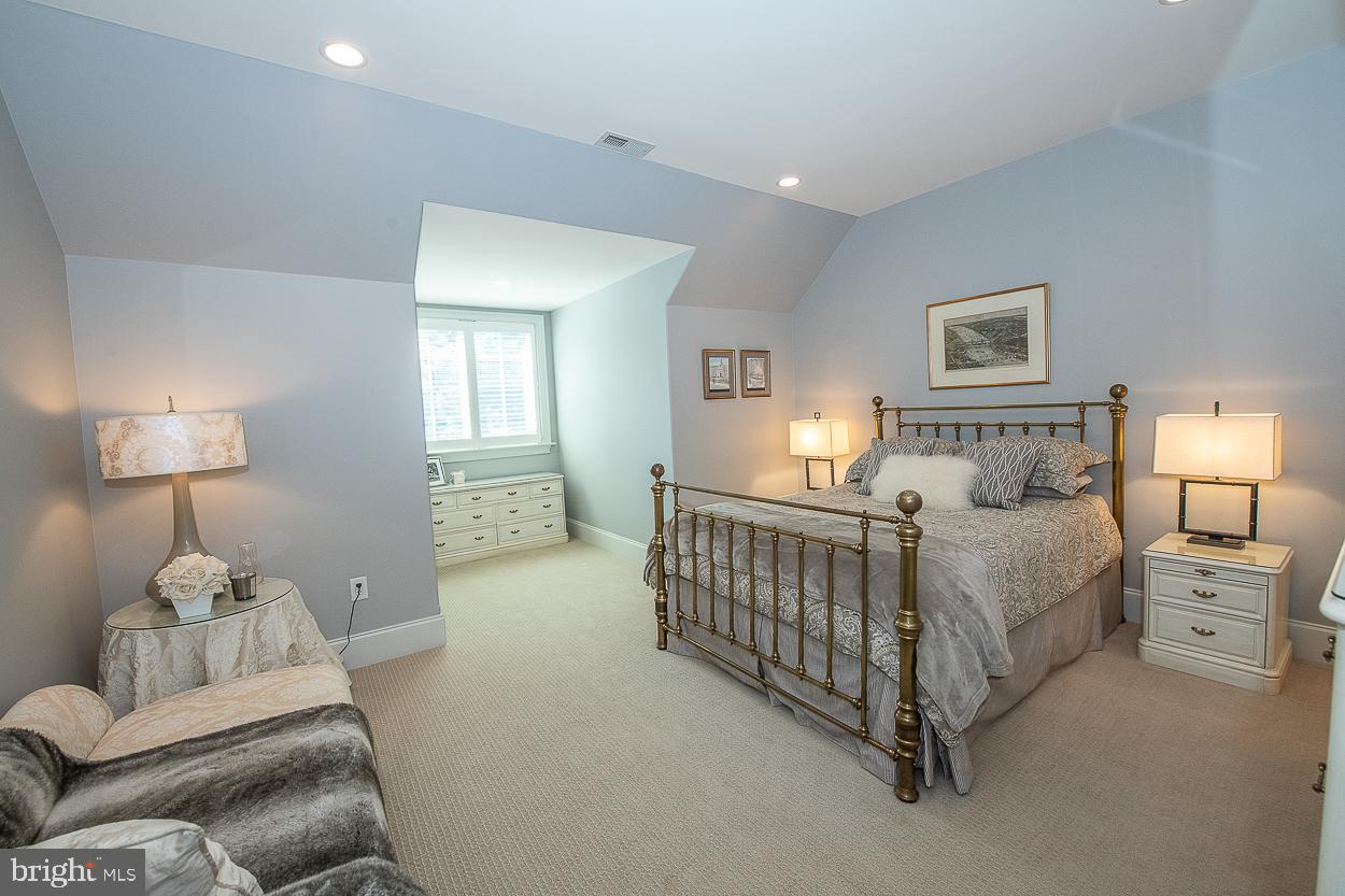 HAVERFORD RESERVE - Residential