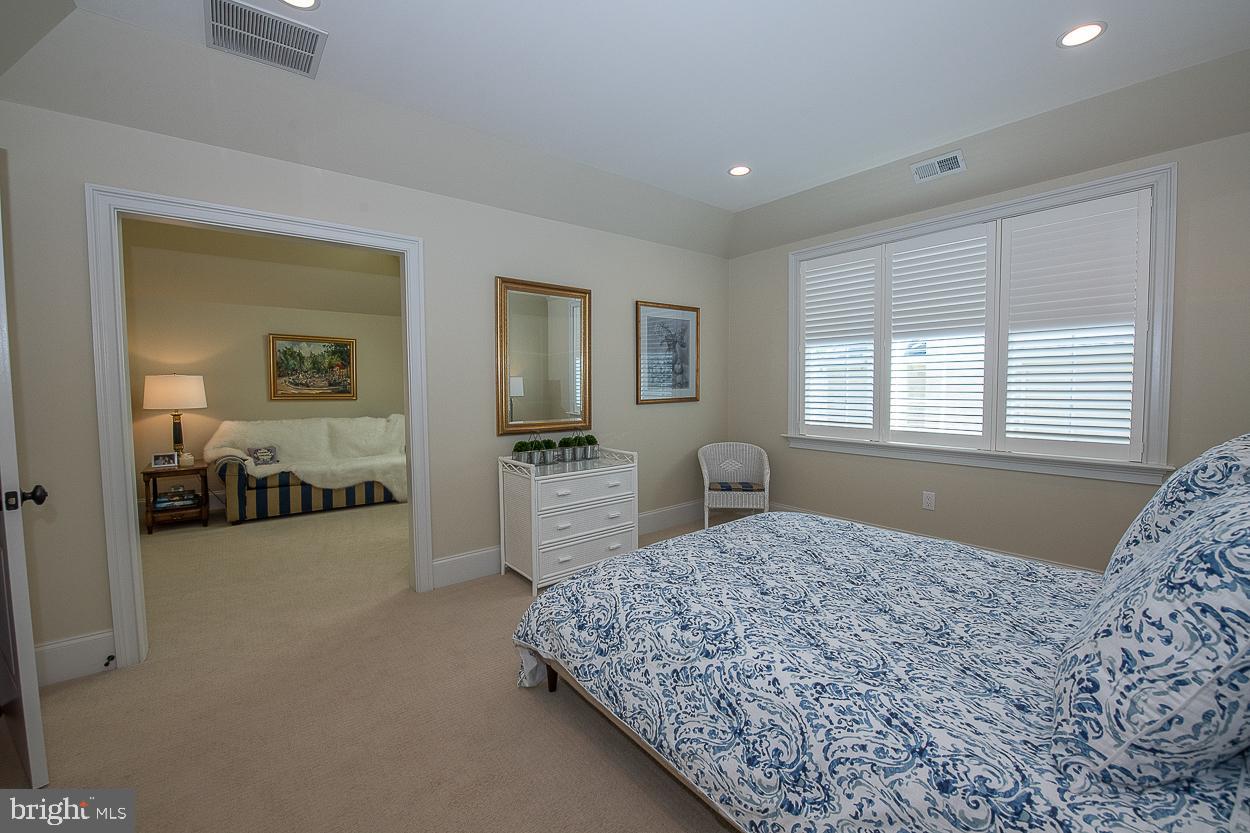 HAVERFORD RESERVE - Residential