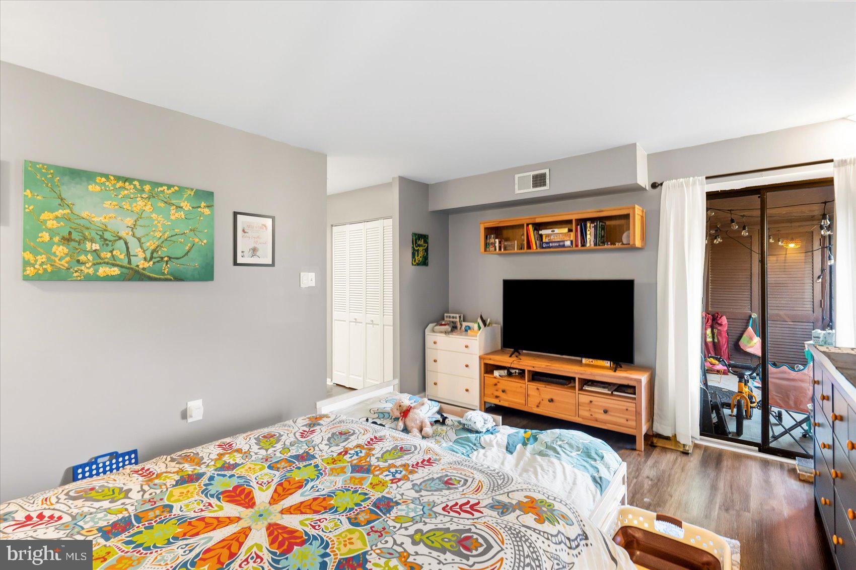 RUNNING BROOK - Residential