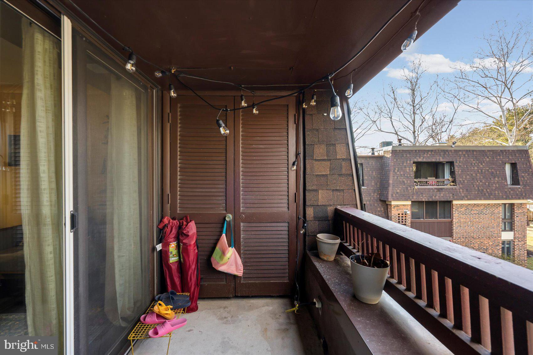 RUNNING BROOK - Residential