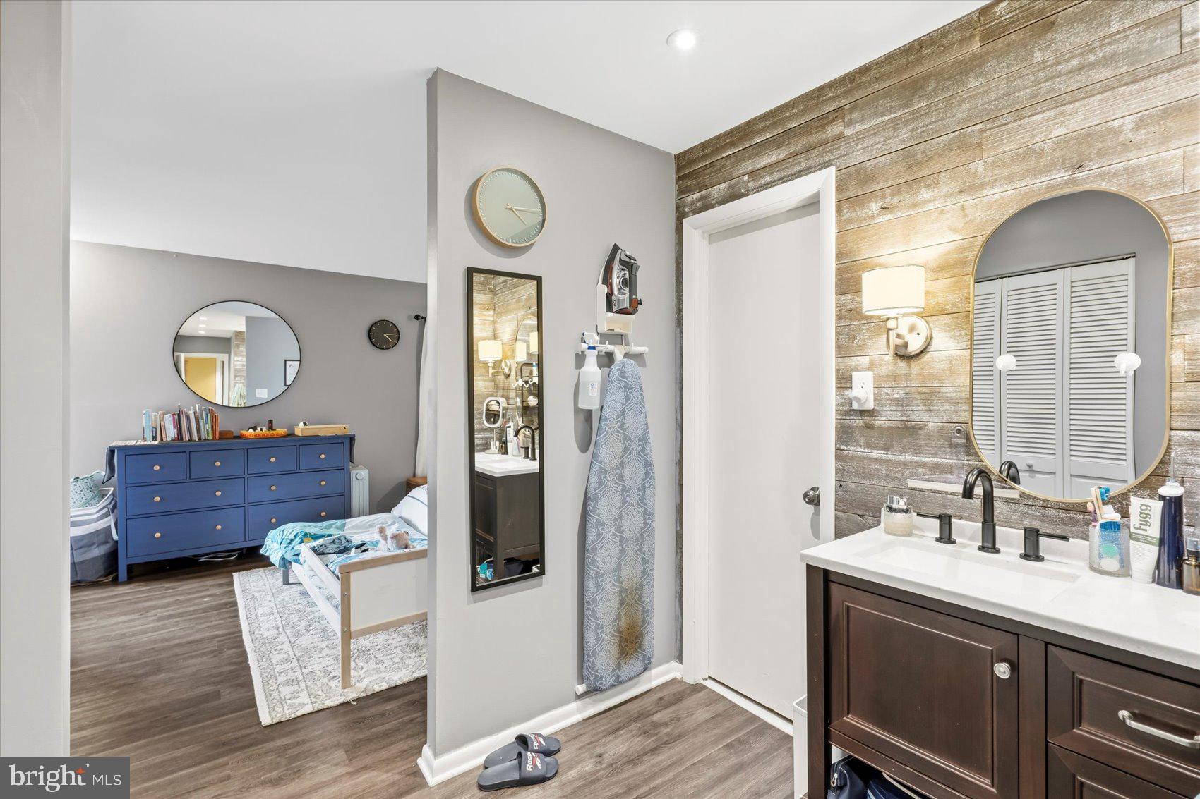 RUNNING BROOK - Residential