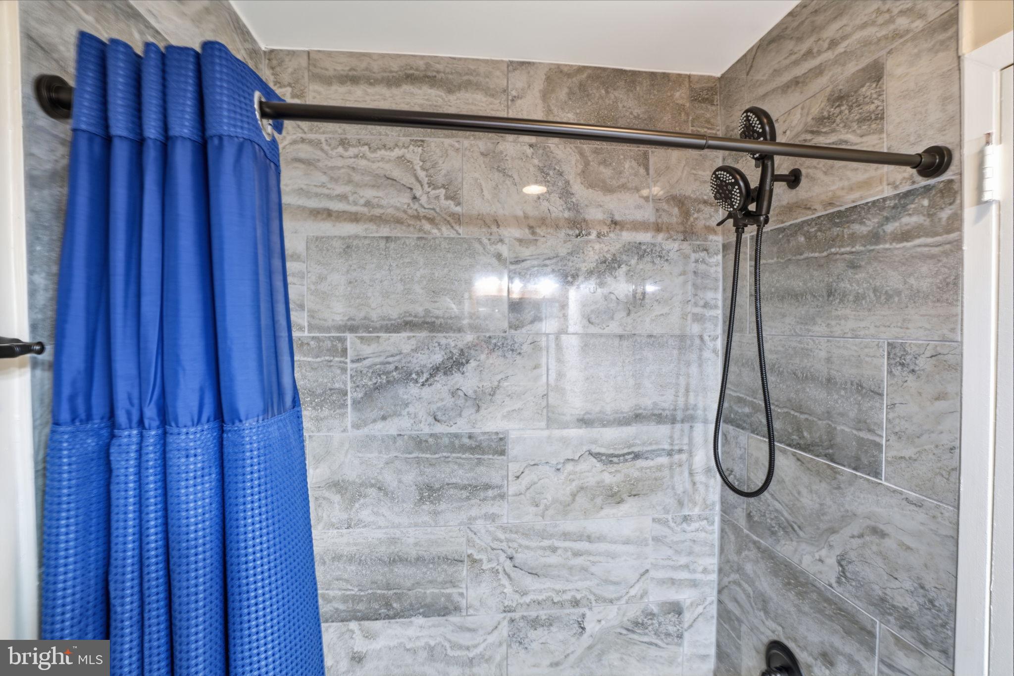 DELAIRE LANDING - Residential