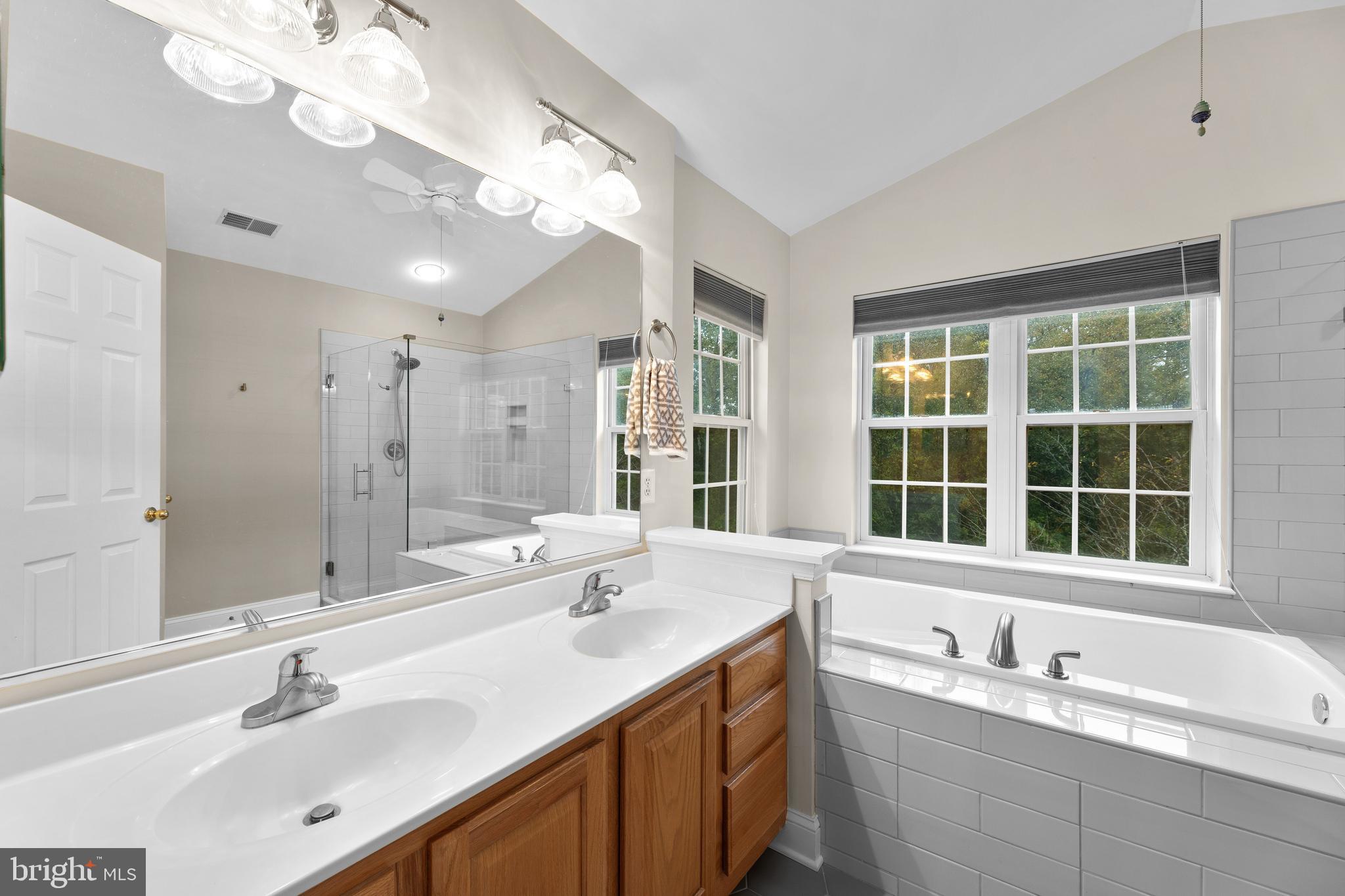 STONEHURST - Residential