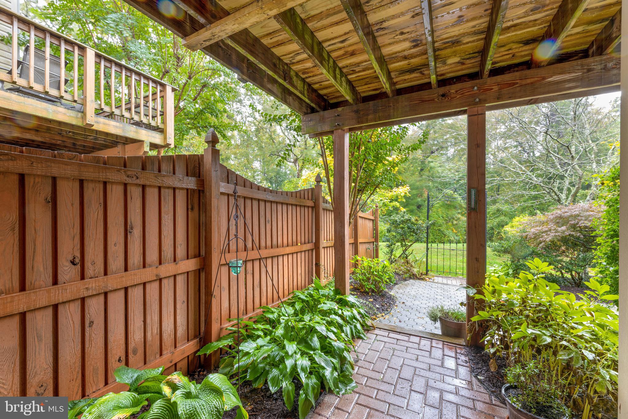 STONEHURST - Residential