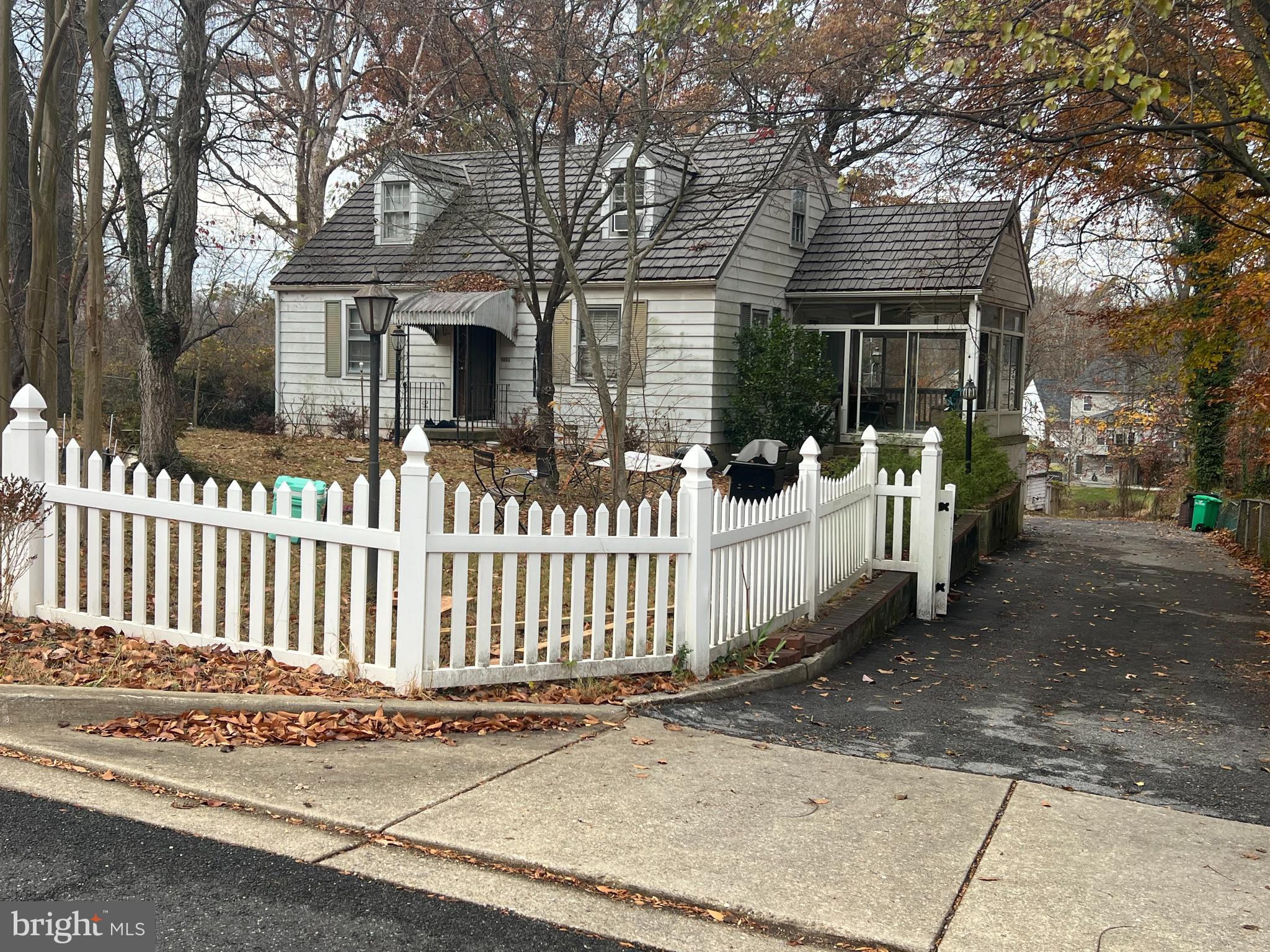FORT WASHINGTON - Residential