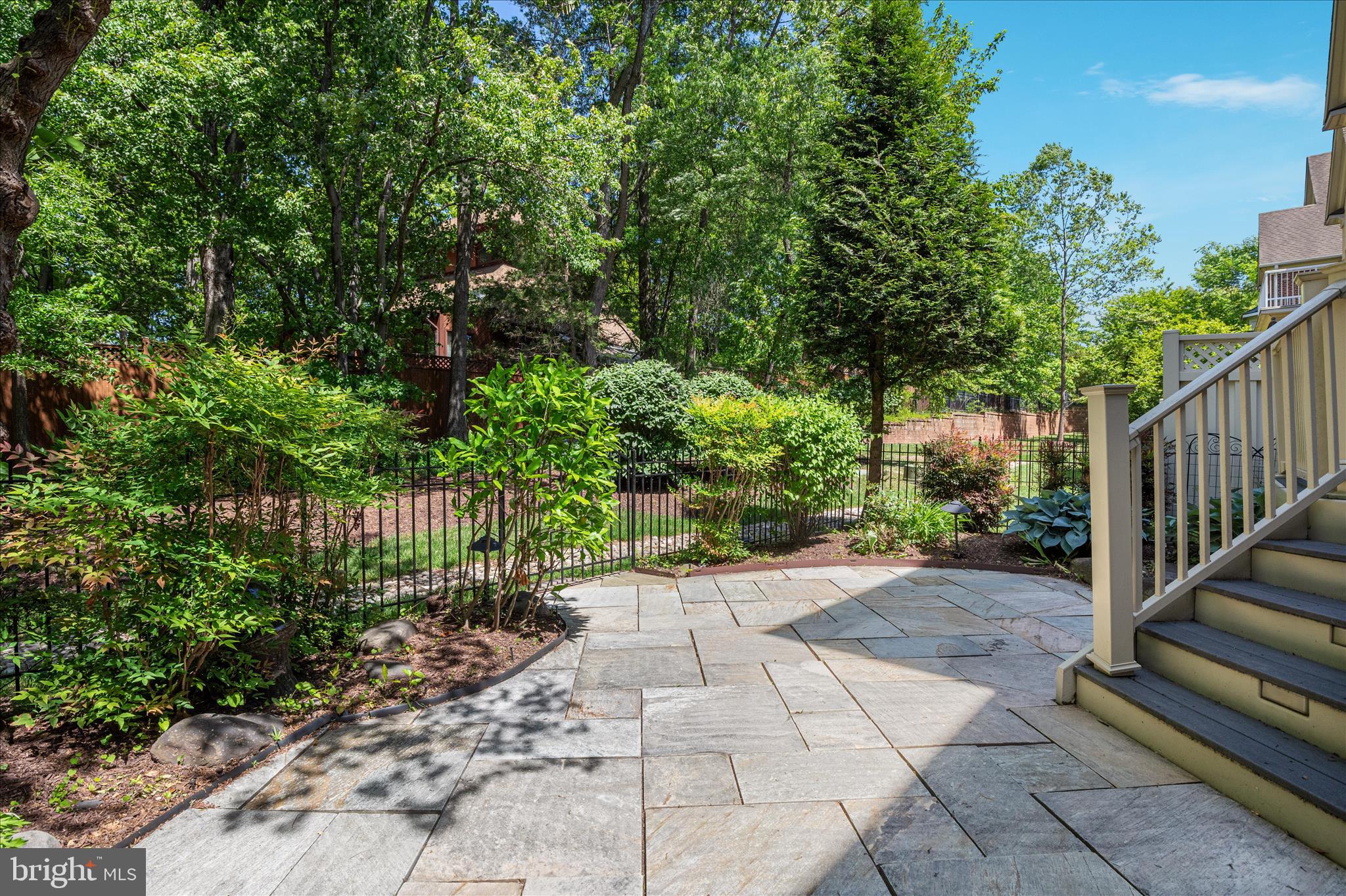 KENSINGTON SQUARE - Residential