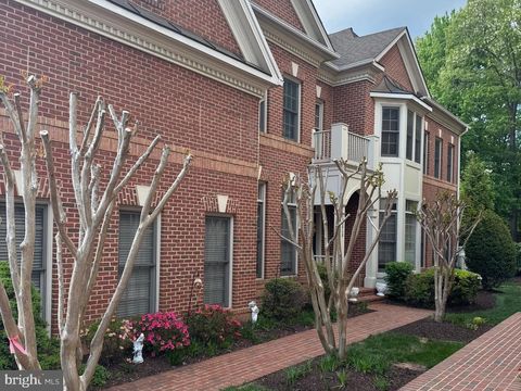 Photo of 12810 Falcon Wood Place, FAIRFAX, VA 22033 (MLS # VAFX2306334)