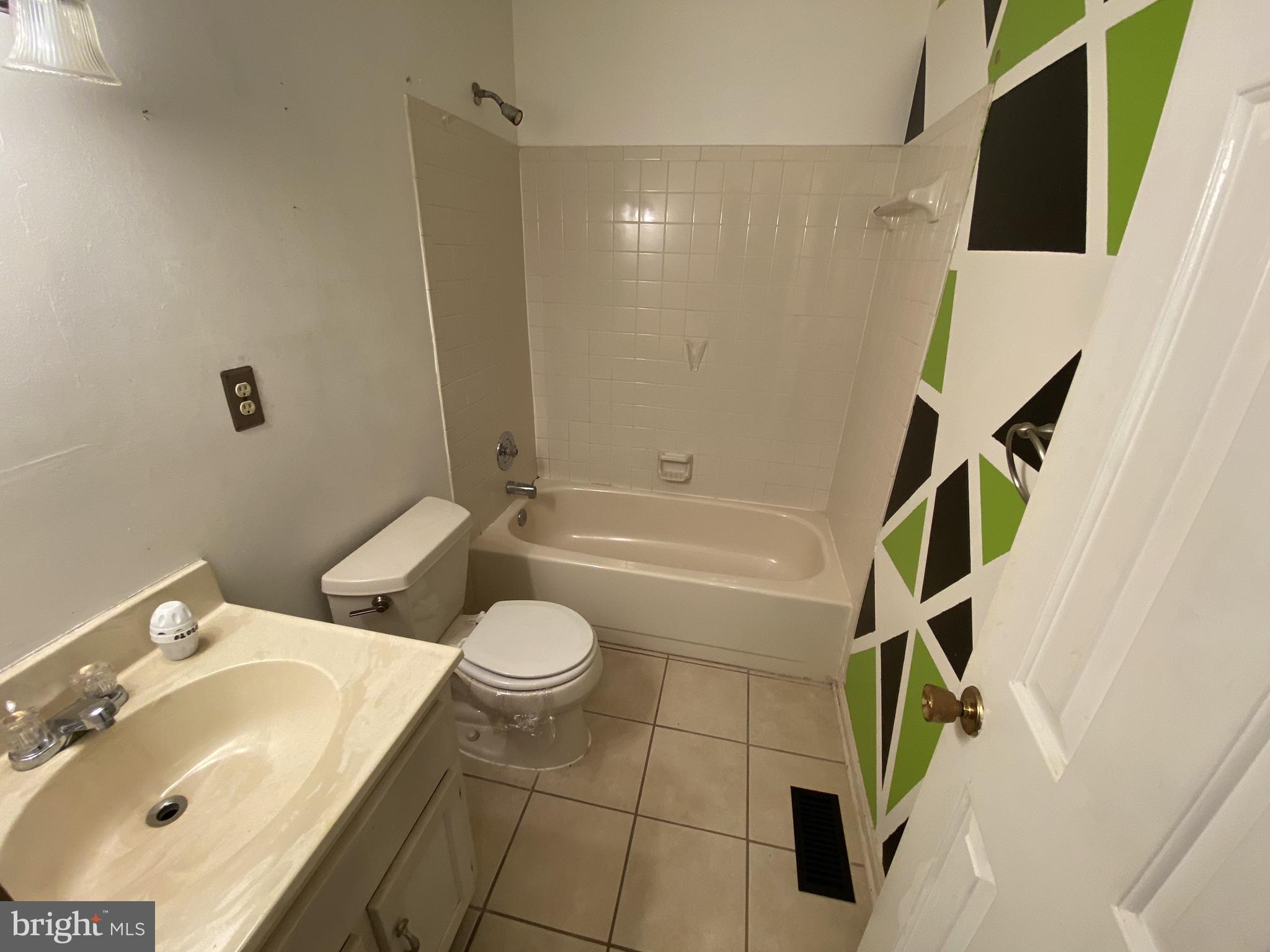 DEVONNE WOODS - Residential