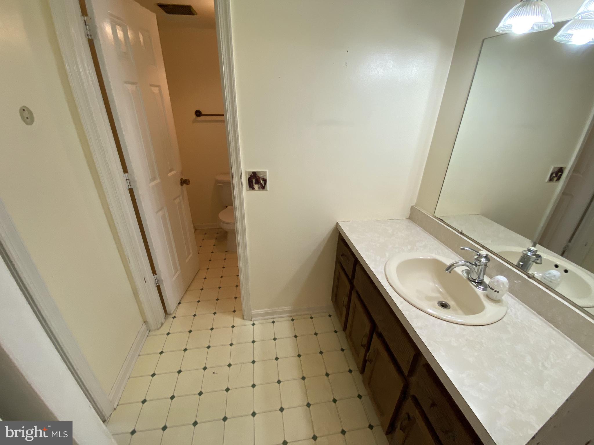 DEVONNE WOODS - Residential