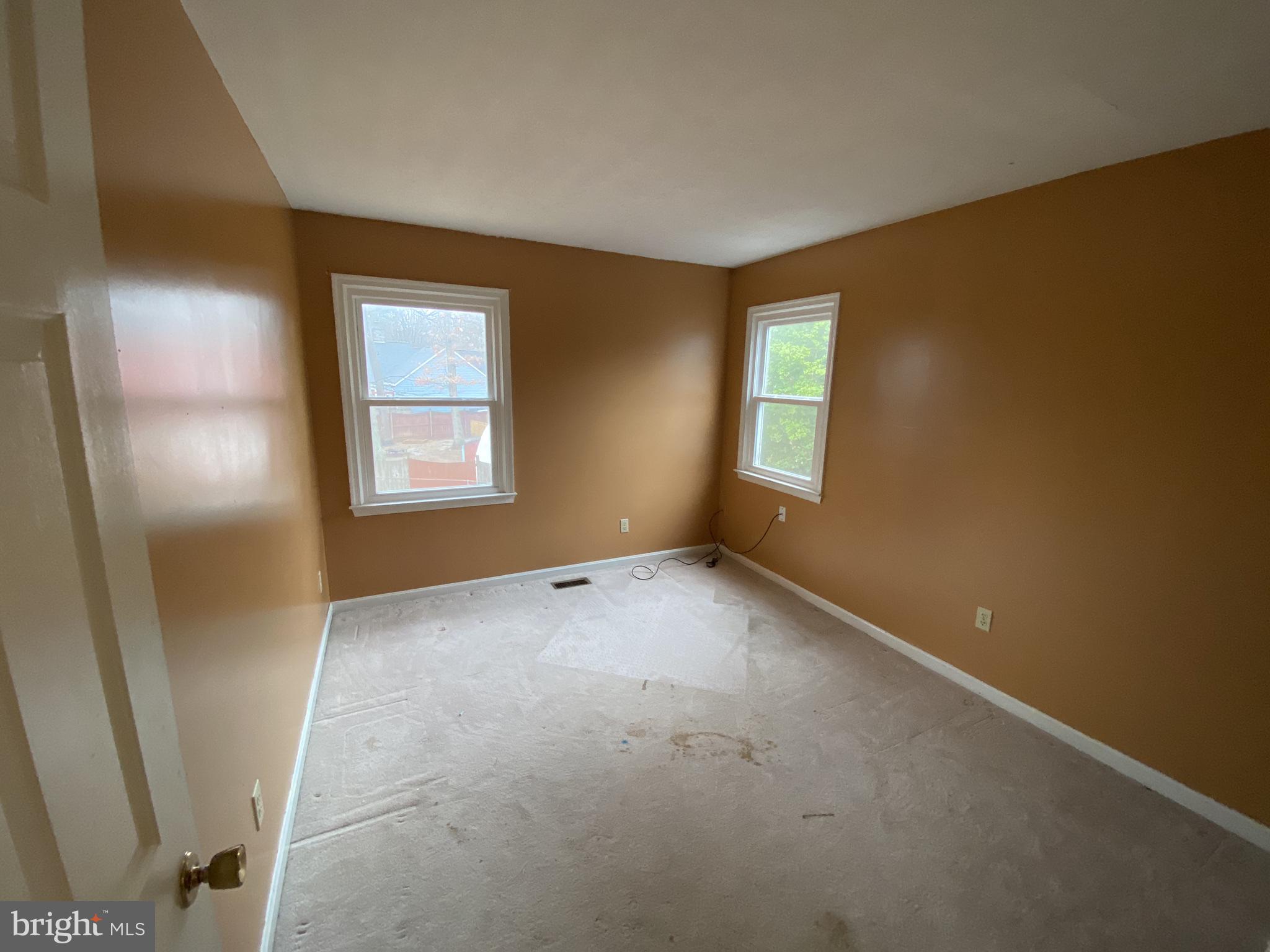 DEVONNE WOODS - Residential