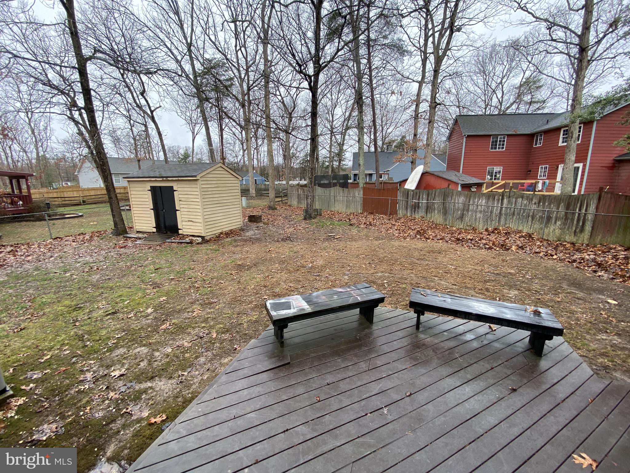 DEVONNE WOODS - Residential