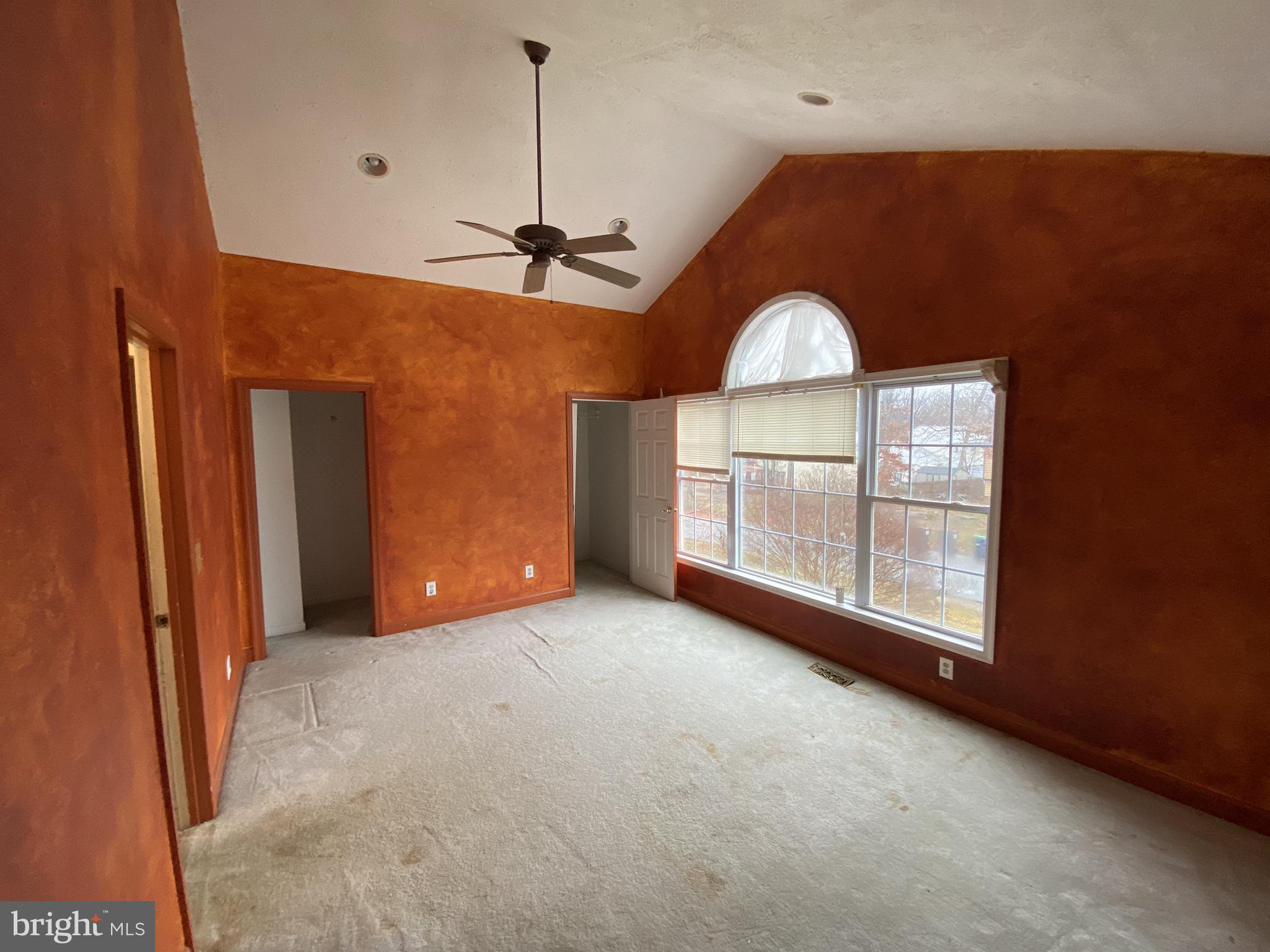 DEVONNE WOODS - Residential