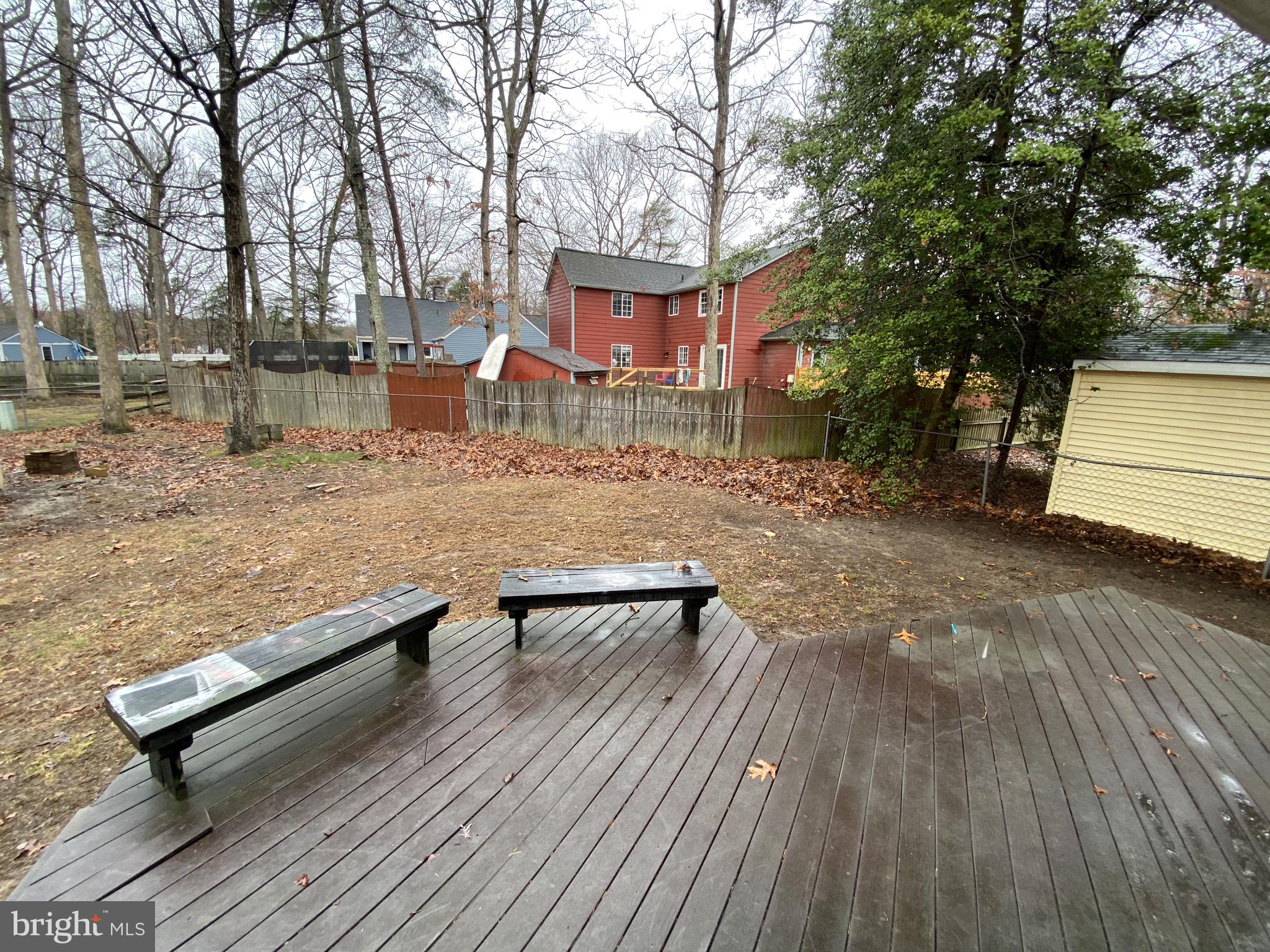 DEVONNE WOODS - Residential