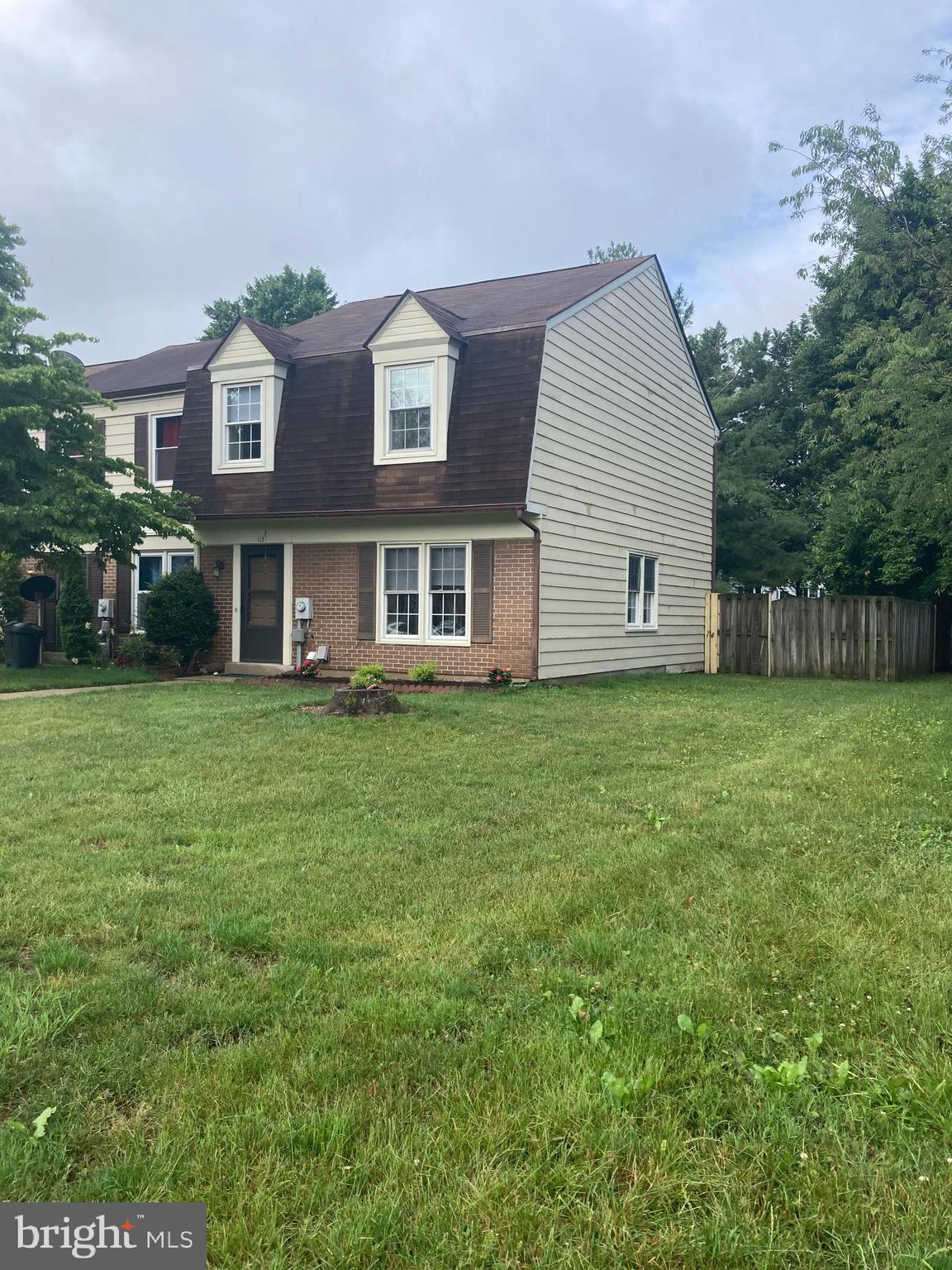 HILLCREST ORCHARDS - Residential Lease