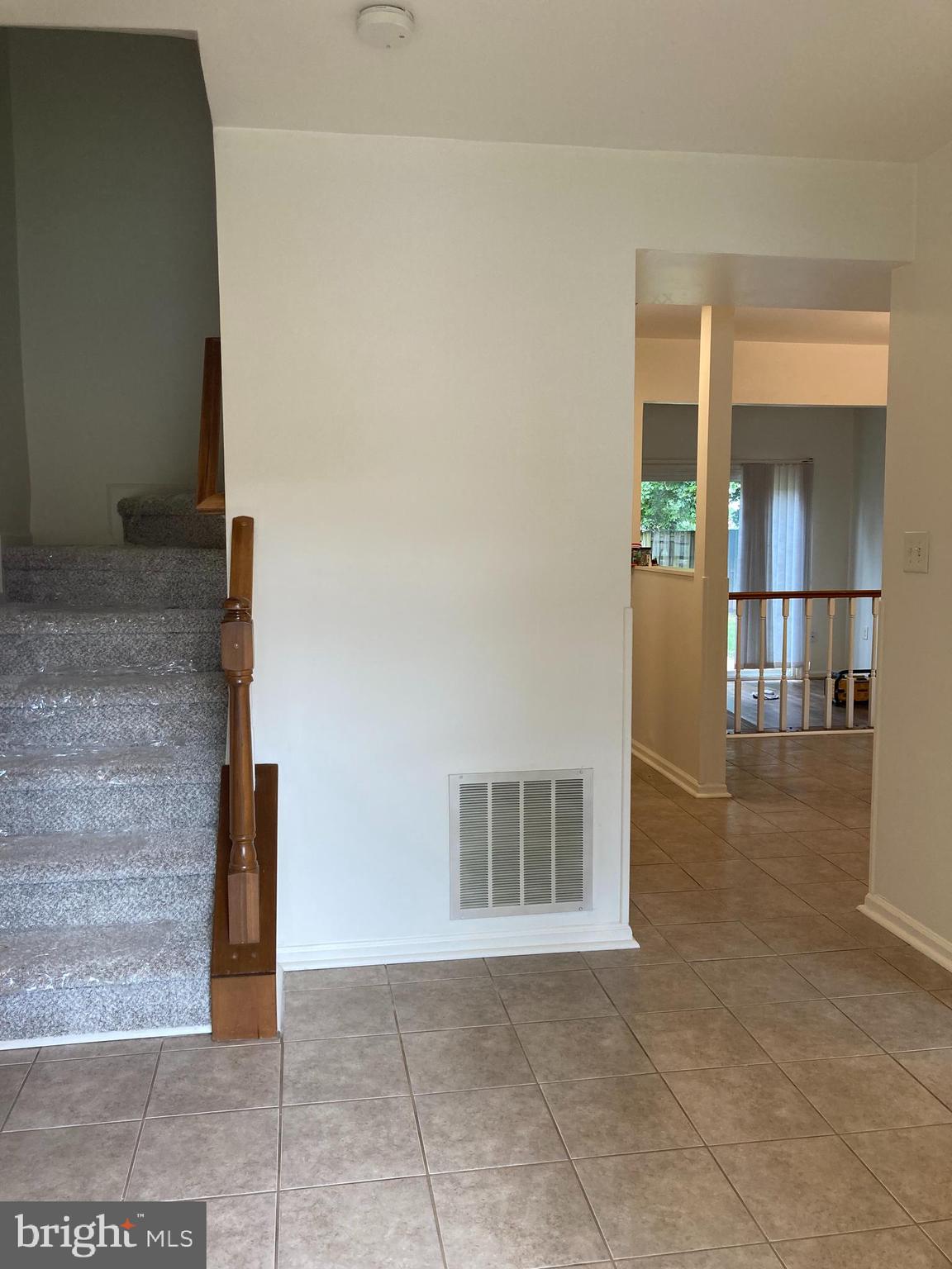 HILLCREST ORCHARDS - Residential Lease