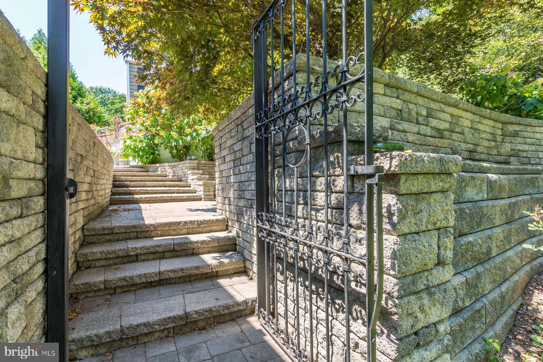 NEW HOPE - Residential