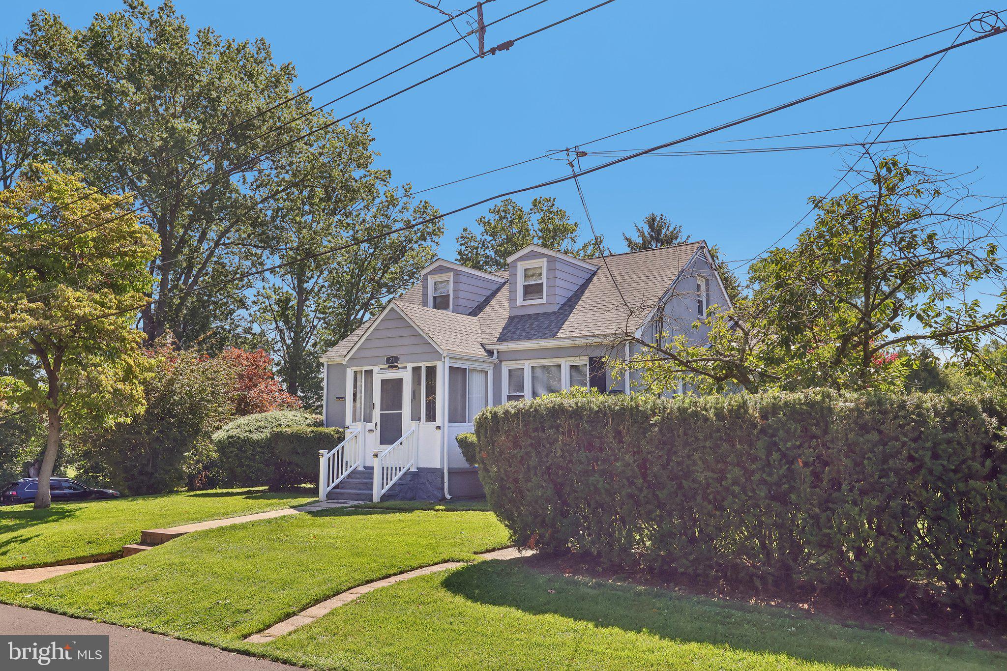 21 IDA AVENUE