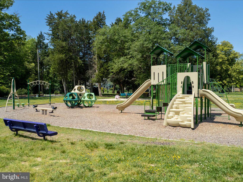 CAPE ST CLAIRE - Residential