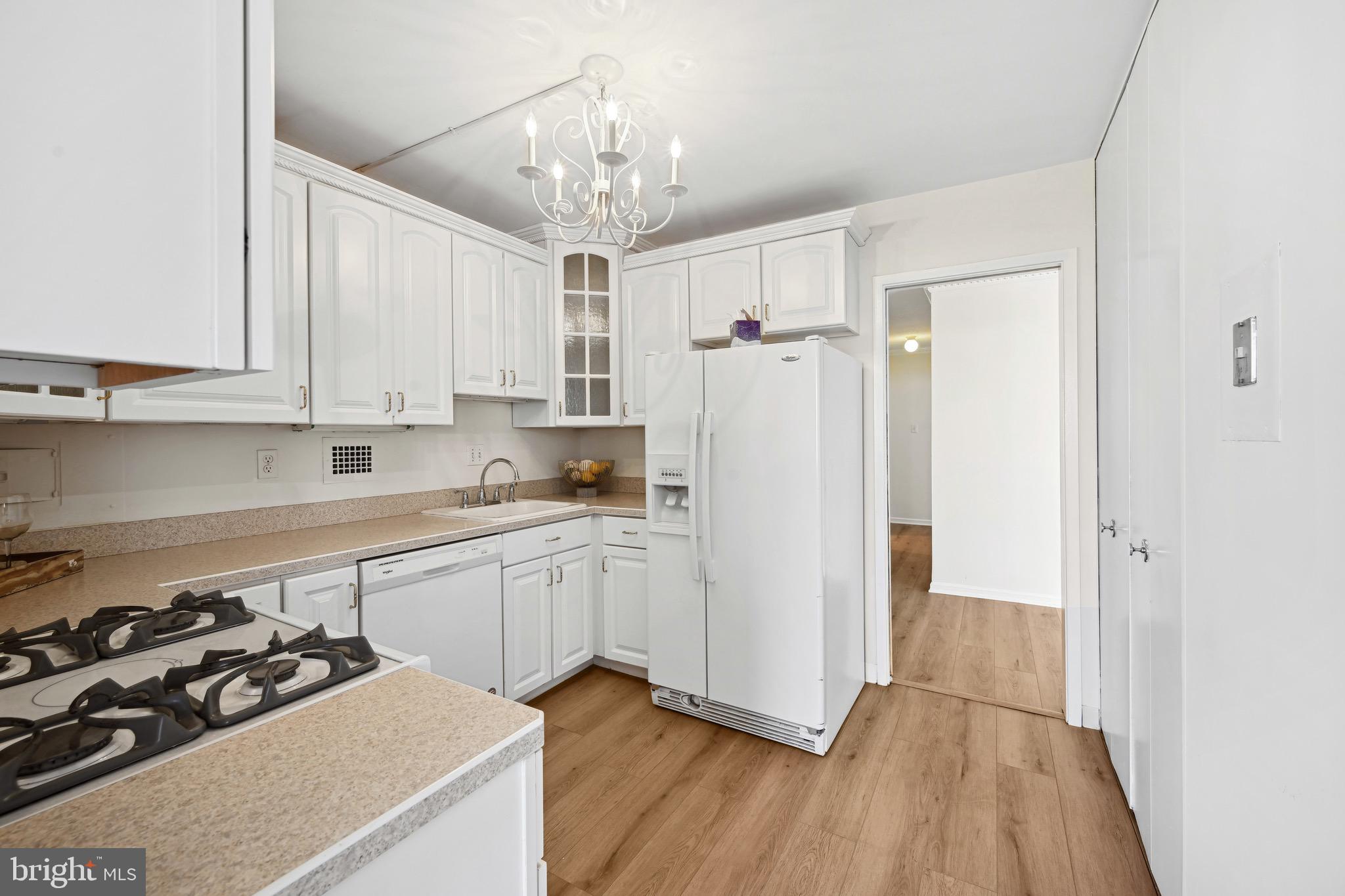 CHEVY CHASE - Residential