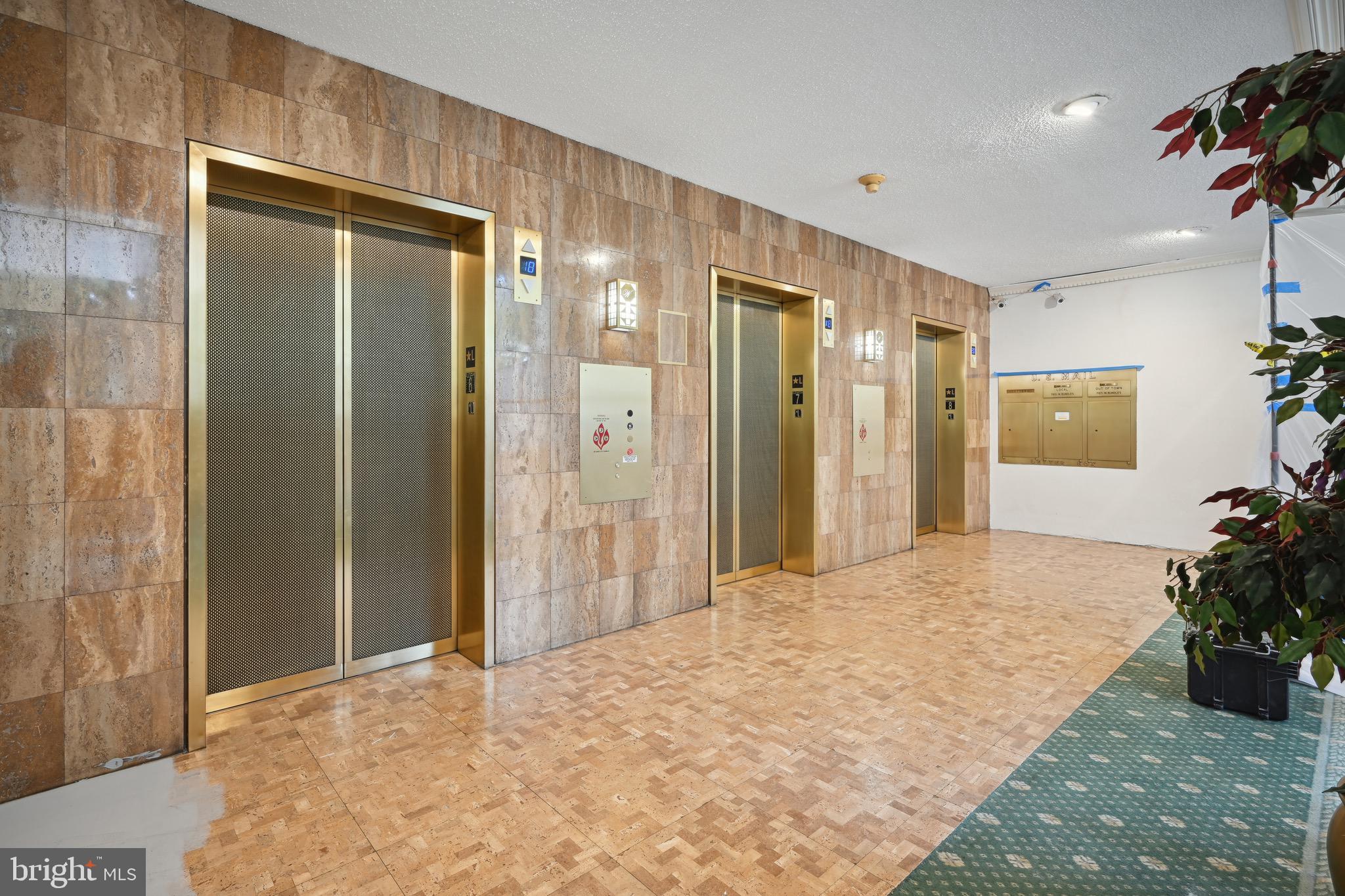 CHEVY CHASE - Residential