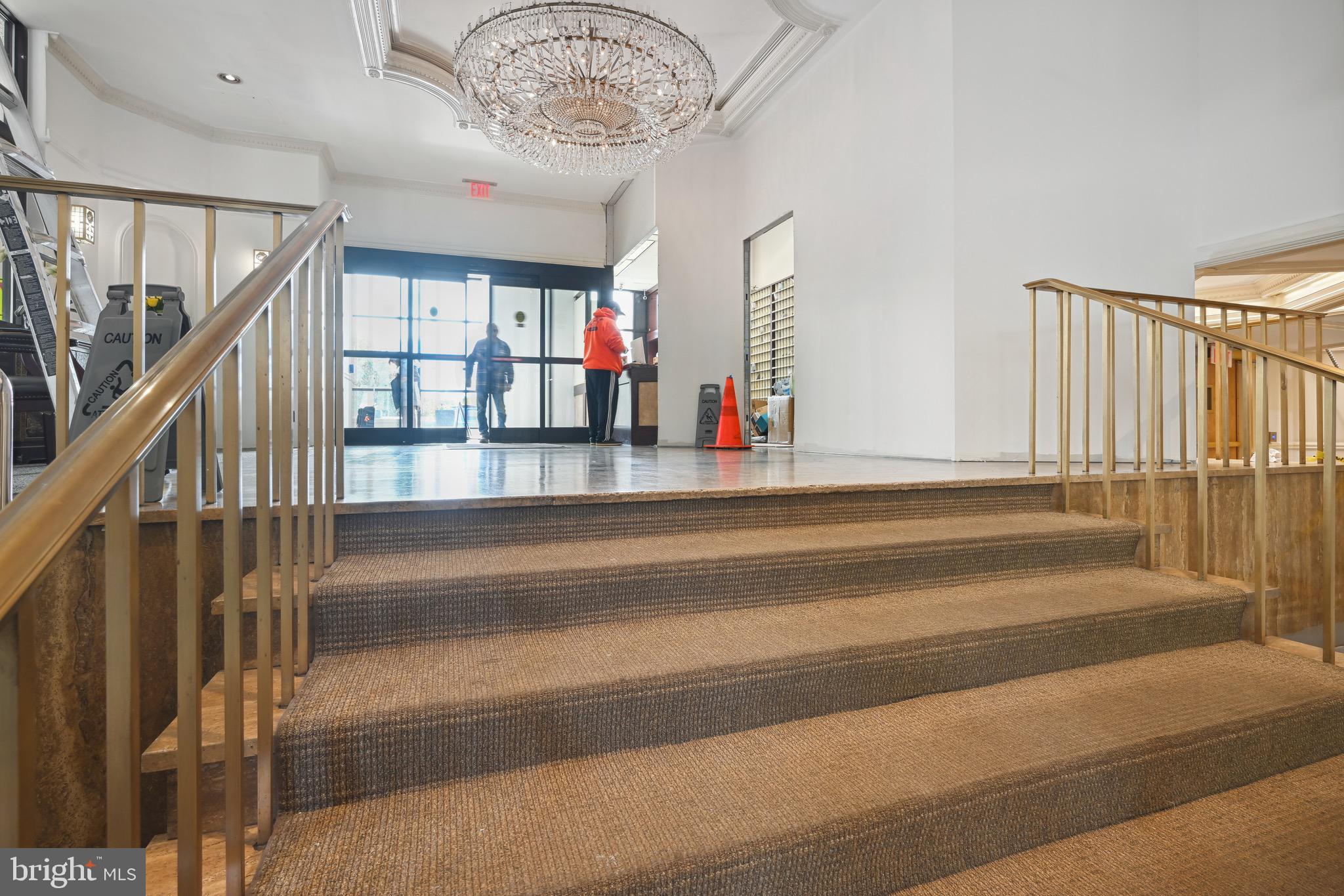 CHEVY CHASE - Residential