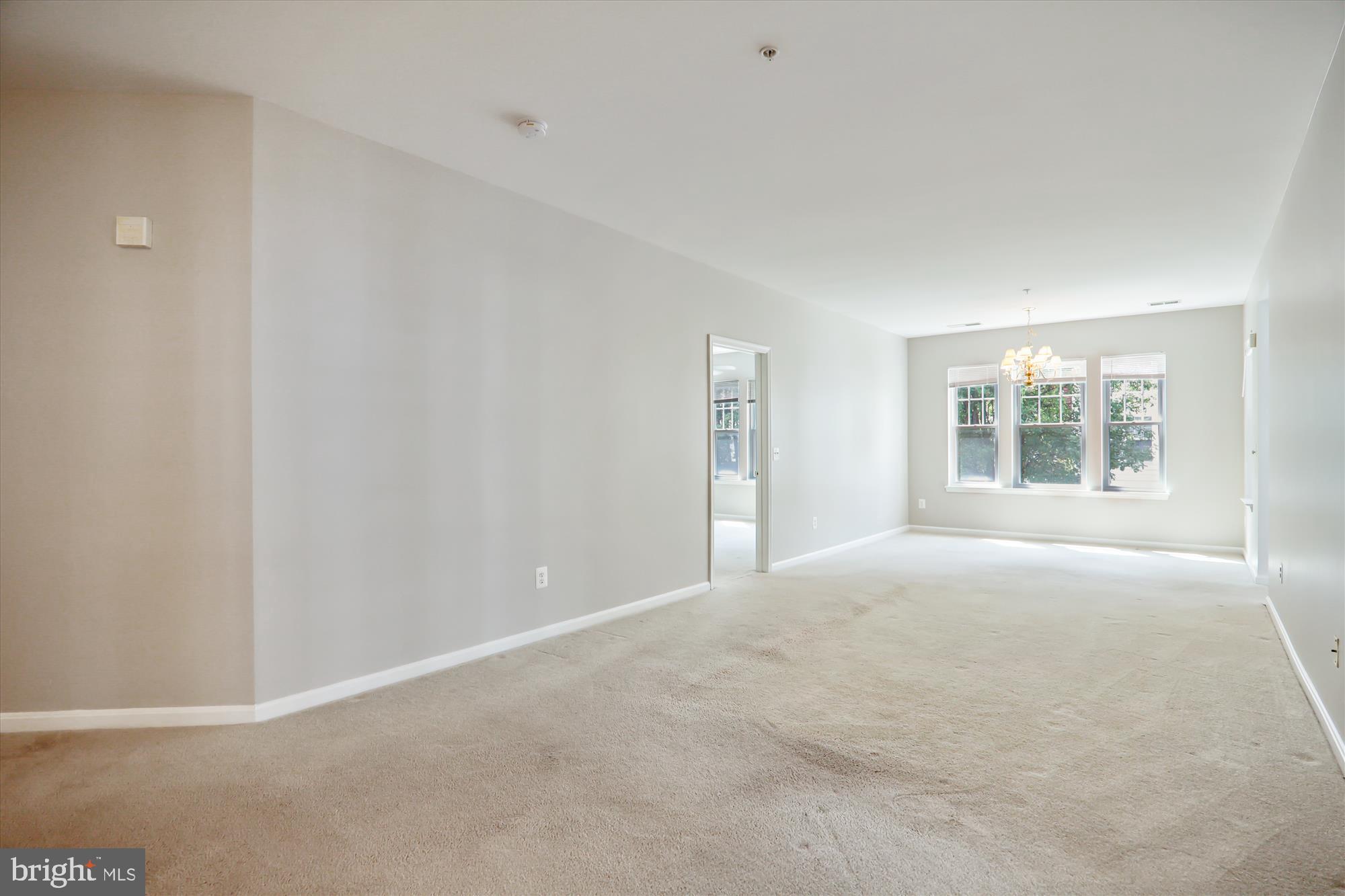 VICTORIA FALLS 4 CONDO-P - Residential