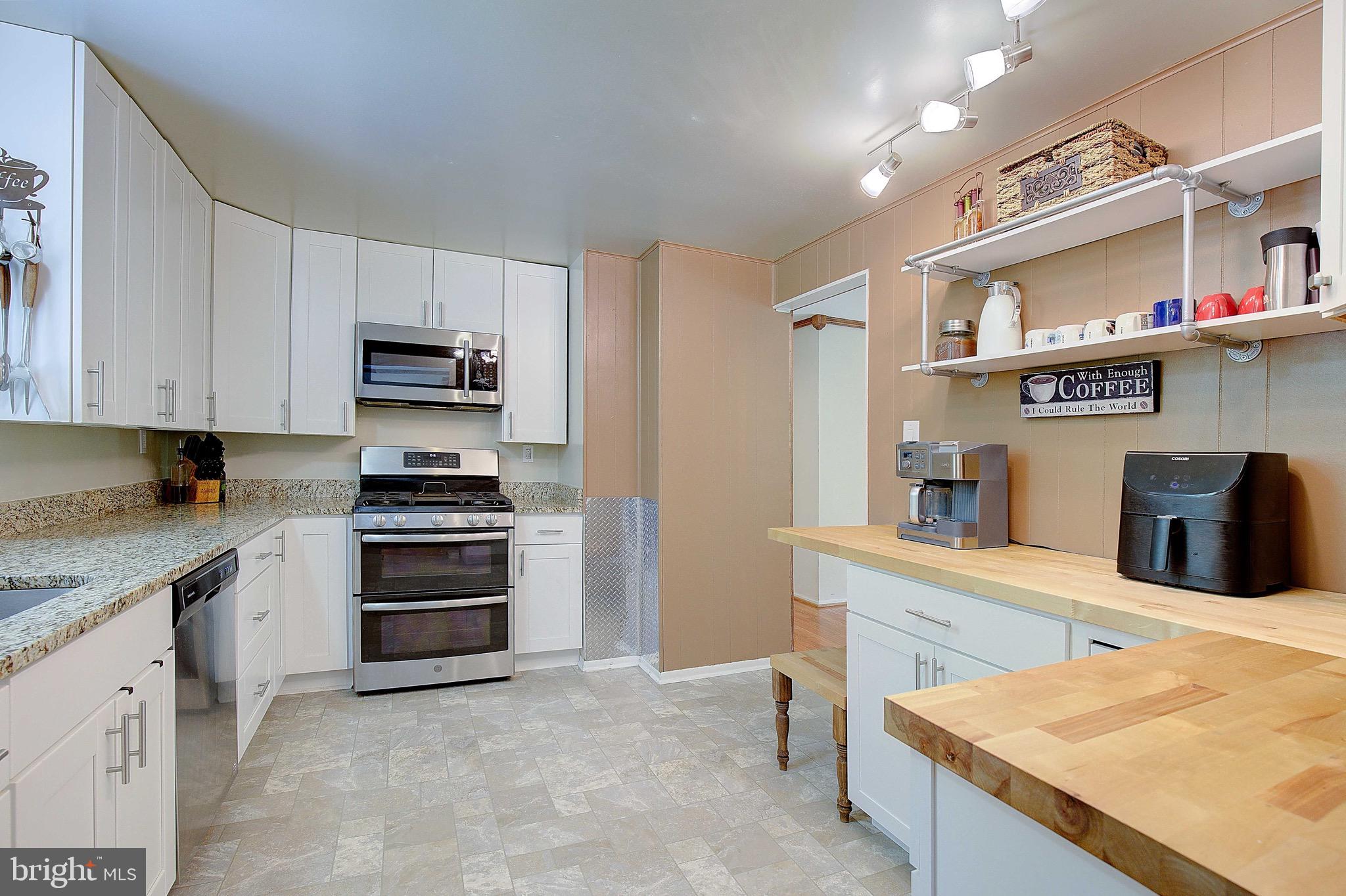 PINEFIELD - Residential