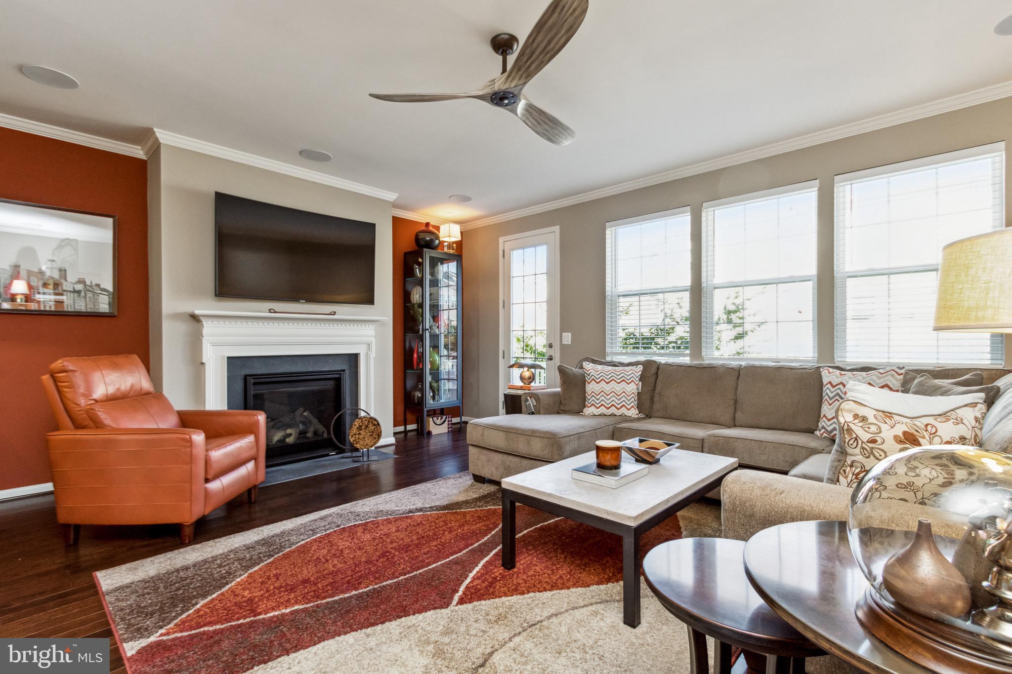 MADISON CRESCENT - Residential