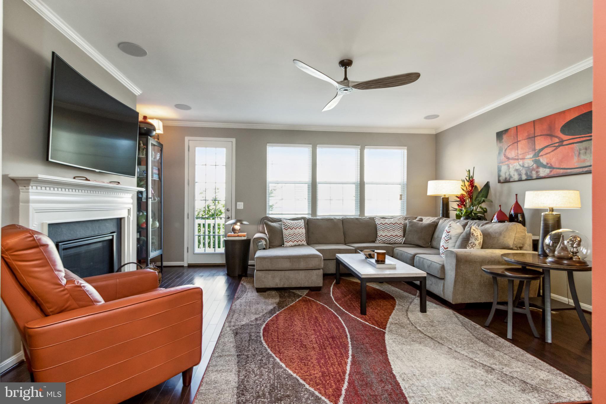 MADISON CRESCENT - Residential