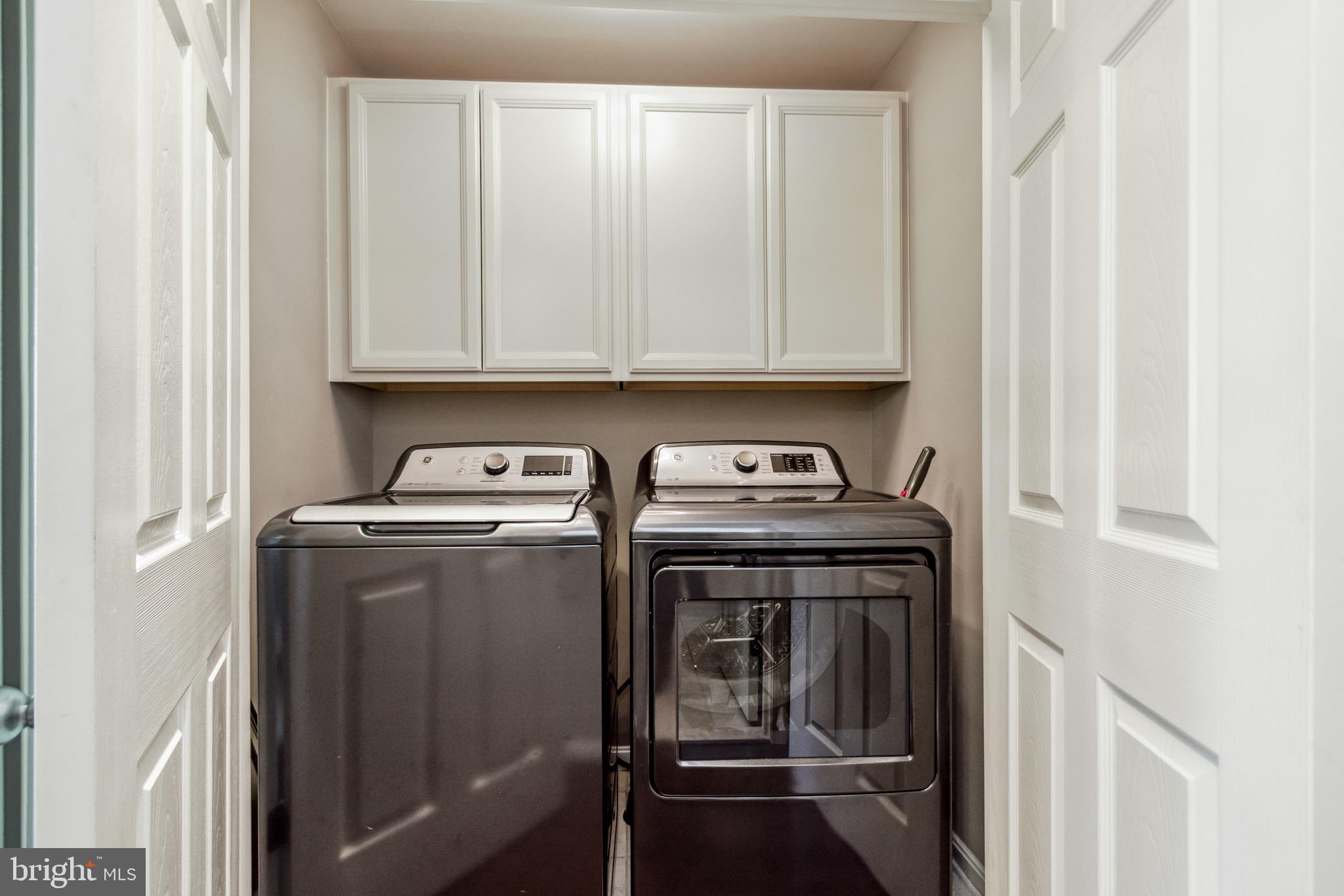 MADISON CRESCENT - Residential