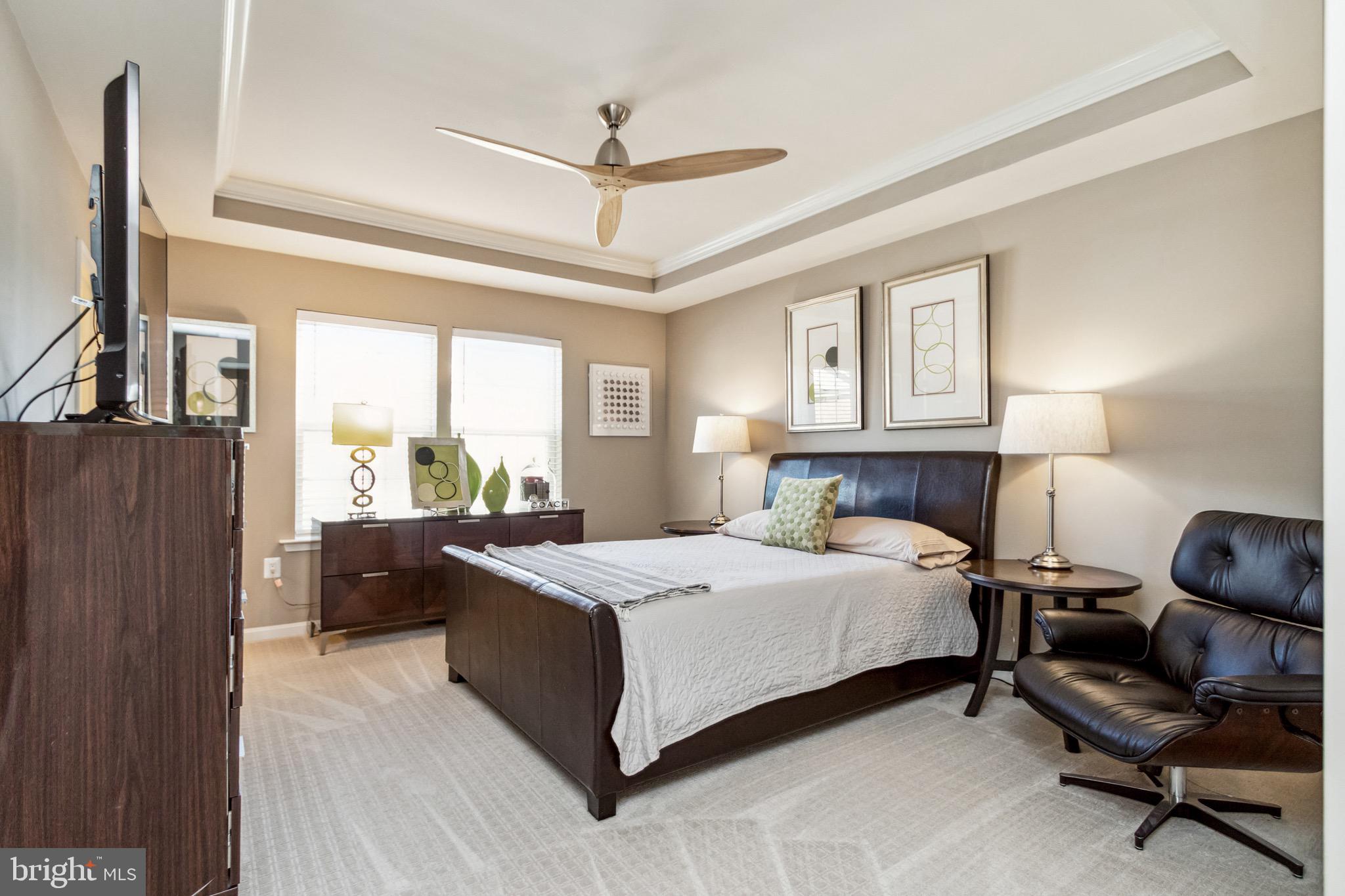 MADISON CRESCENT - Residential