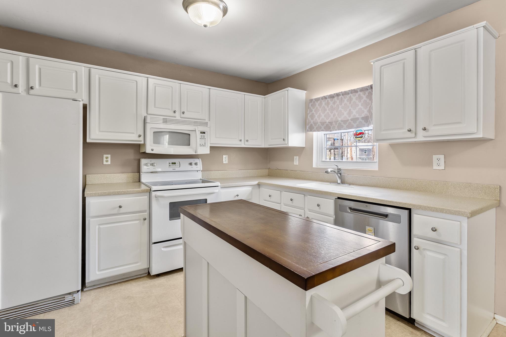 SUMMIT - Residential