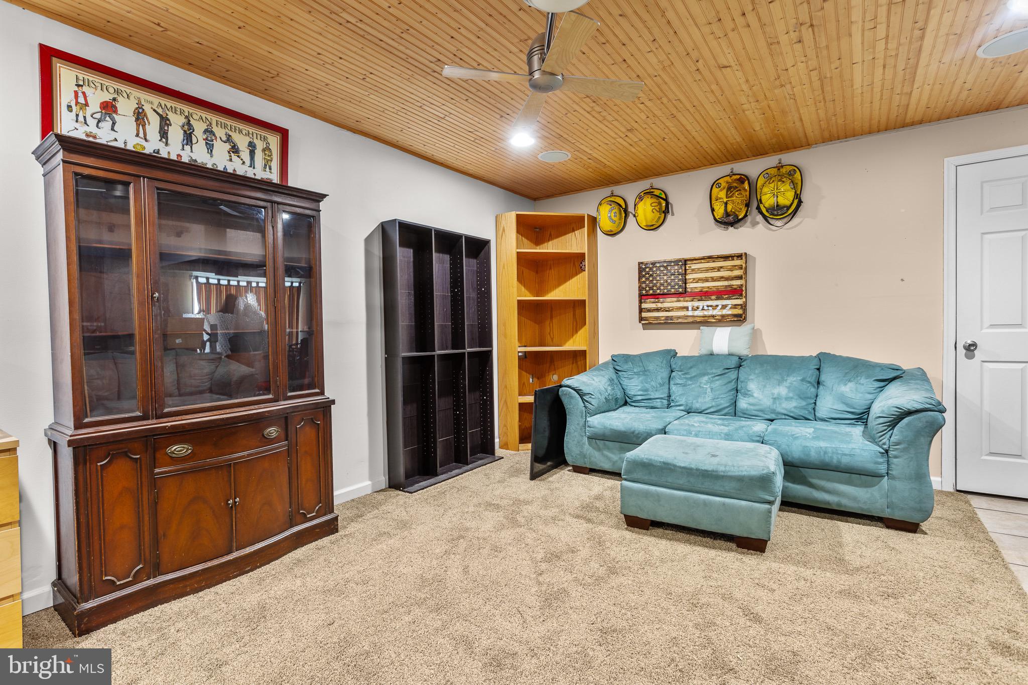 SUMMIT - Residential