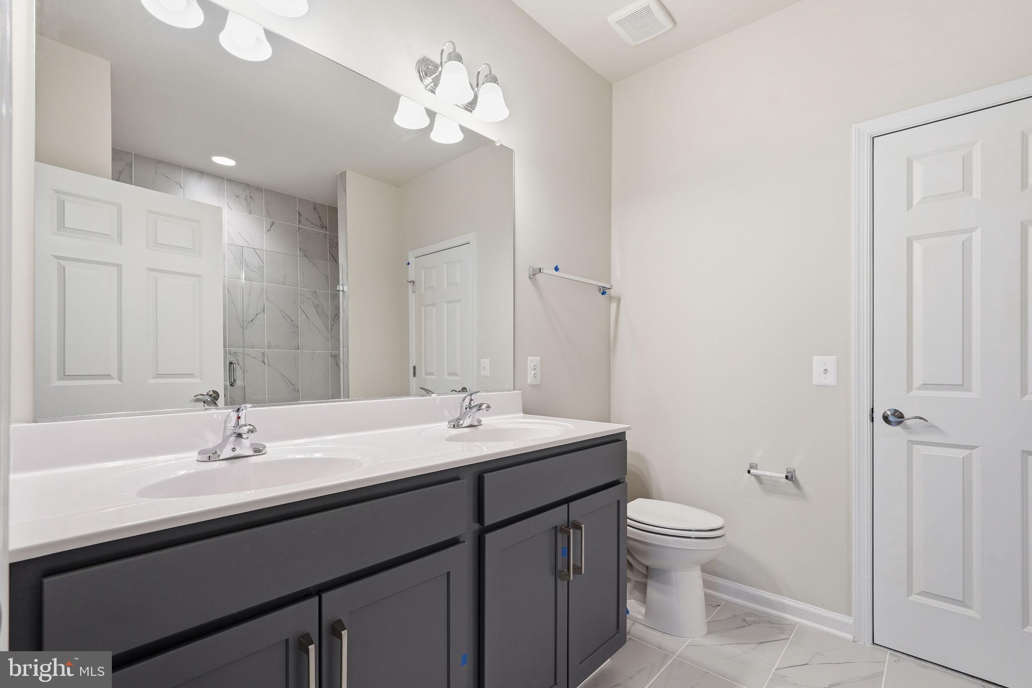 HIATT POINTE AT SNOWDEN BRIDGE - Residential