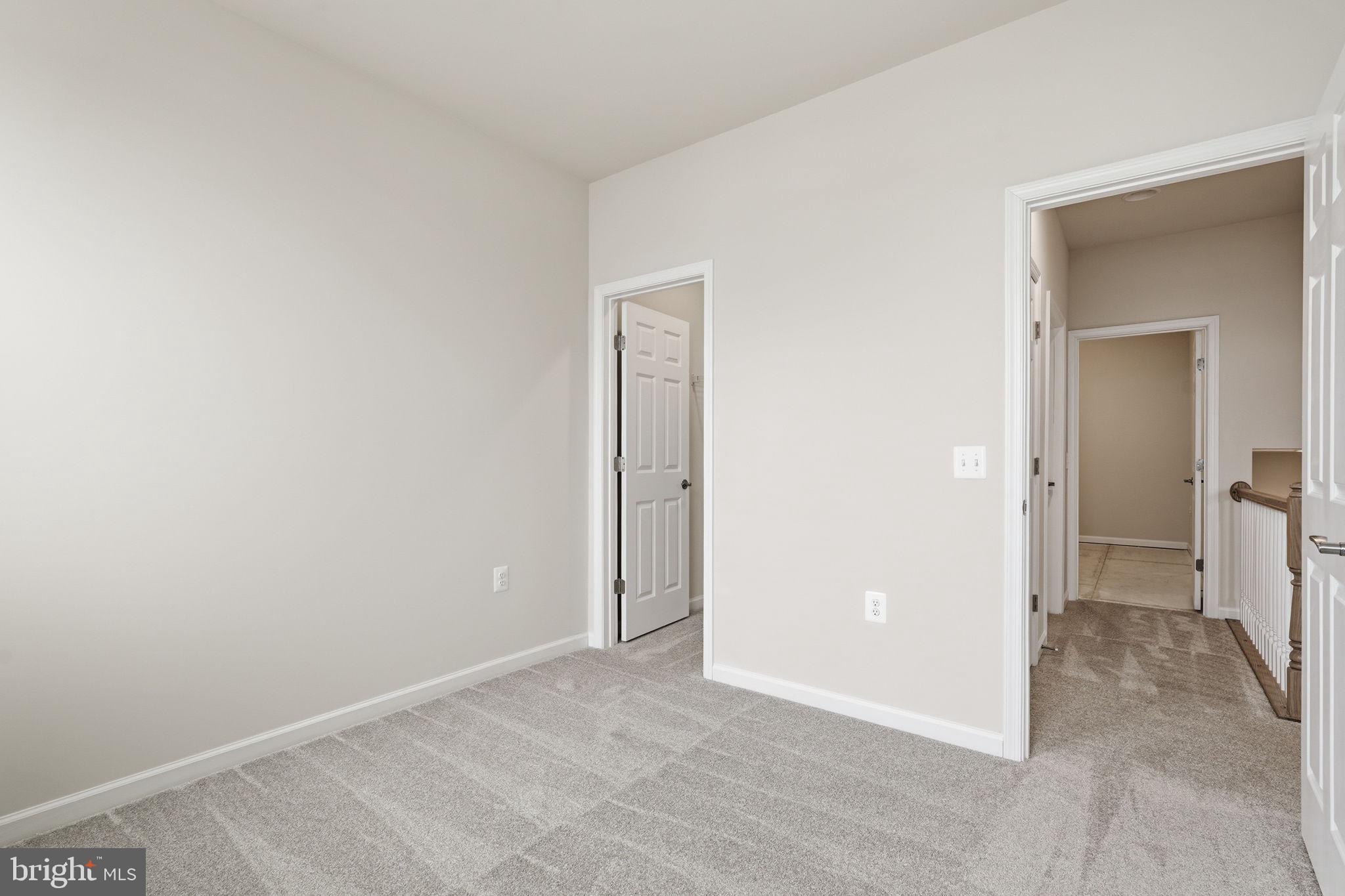 HIATT POINTE AT SNOWDEN BRIDGE - Residential