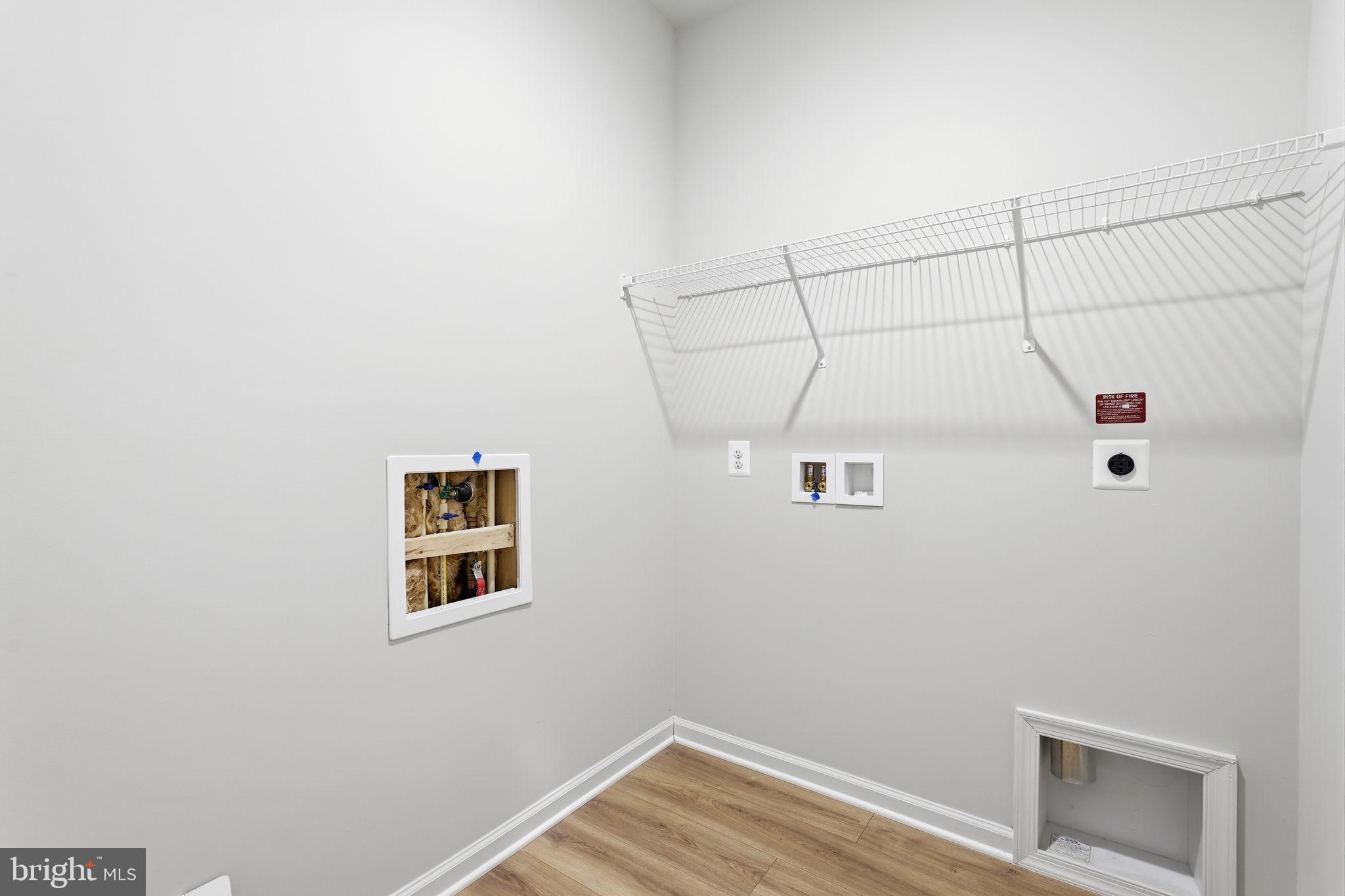 HIATT POINTE AT SNOWDEN BRIDGE - Residential