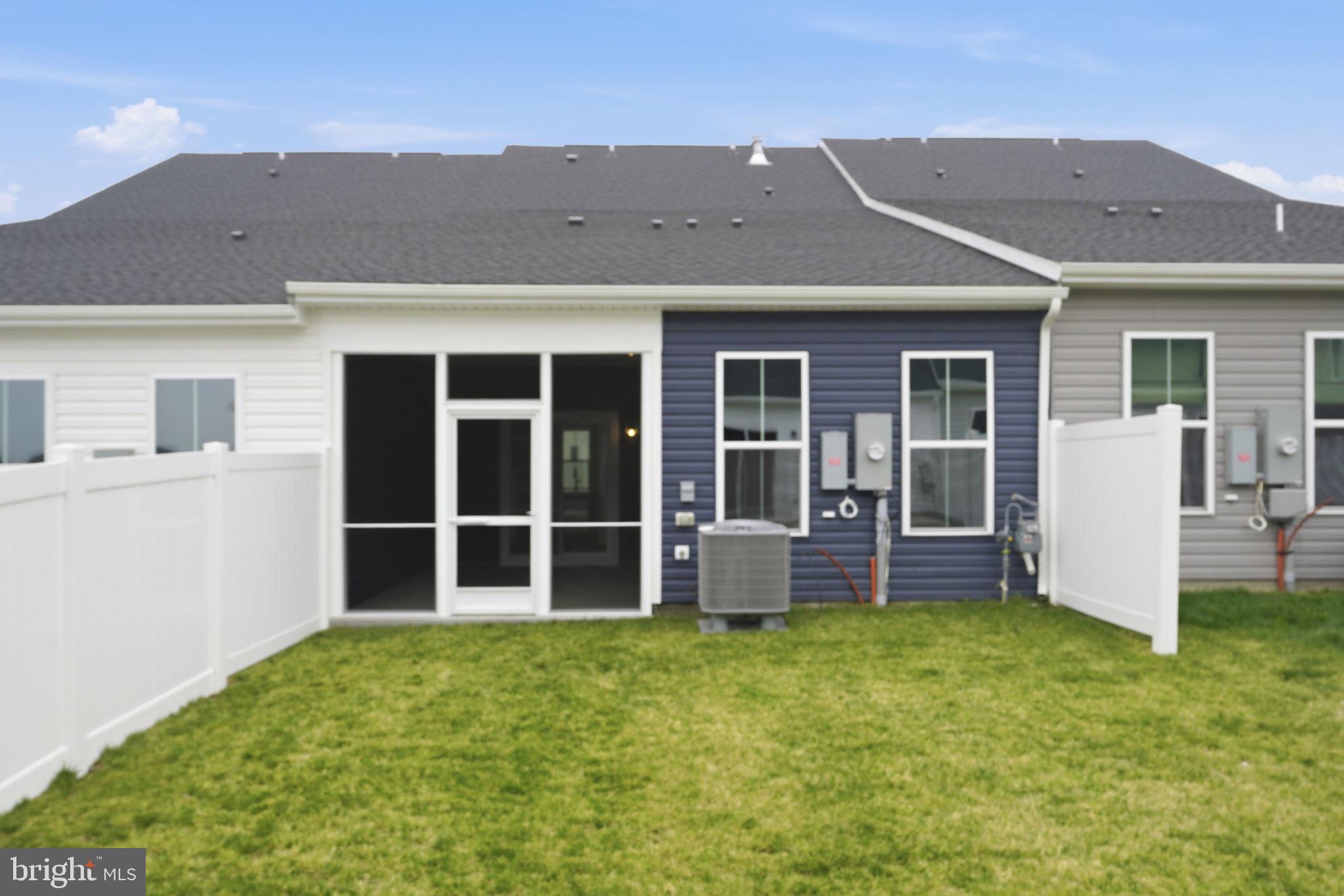 HIATT POINTE AT SNOWDEN BRIDGE - Residential