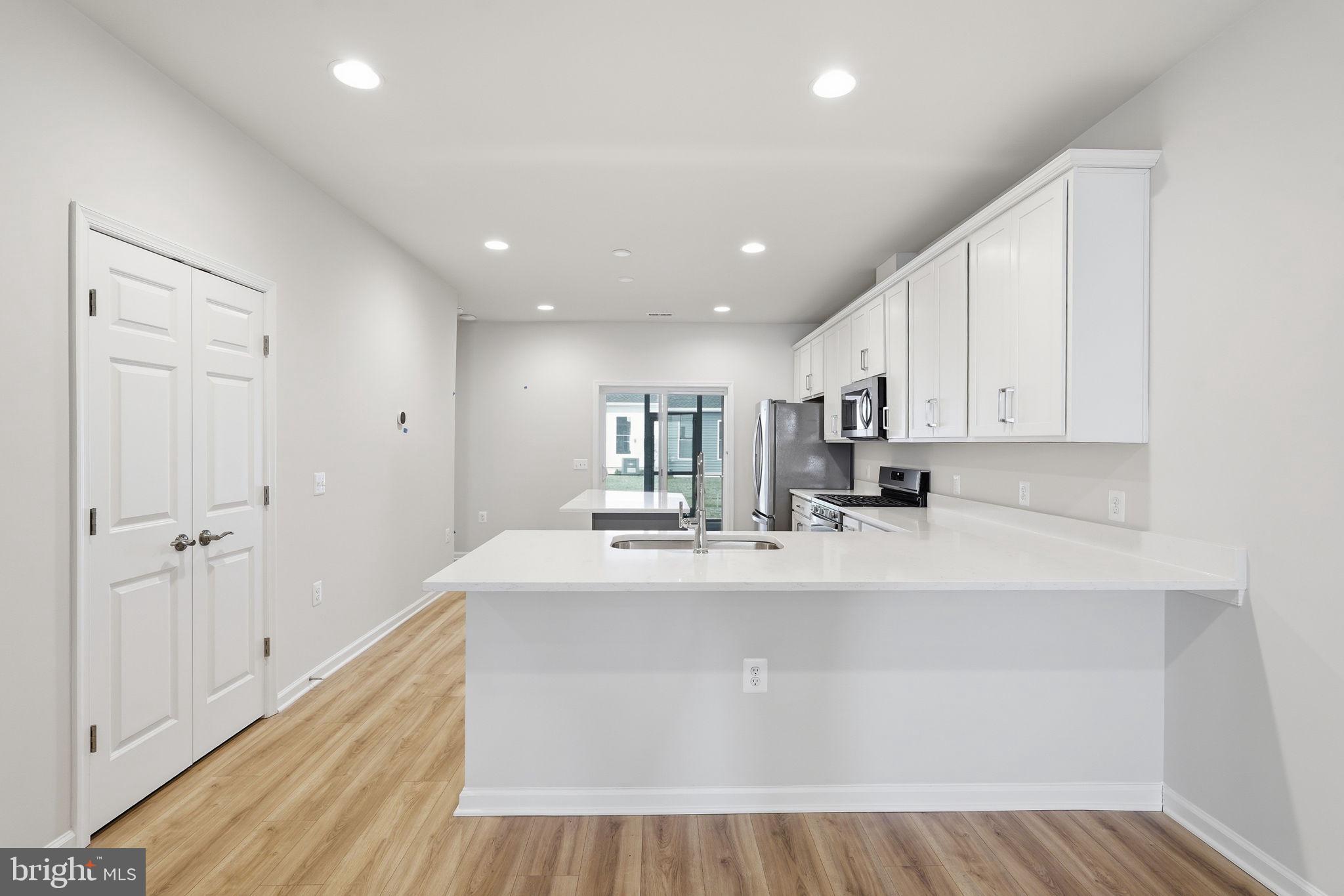 HIATT POINTE AT SNOWDEN BRIDGE - Residential